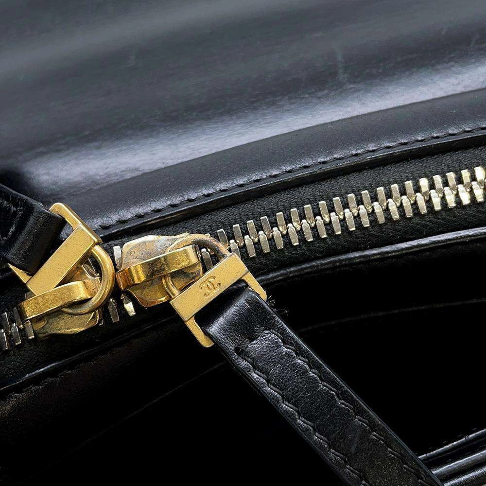 CHANEL V Stitch ChainShoulder BlackA57491 Leather