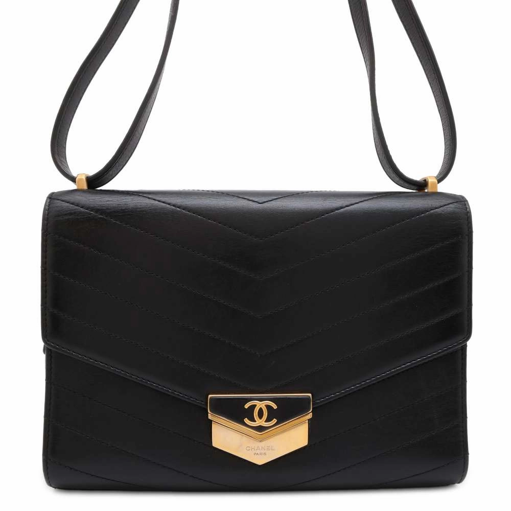CHANEL V Stitch ChainShoulder BlackA57491 Leather