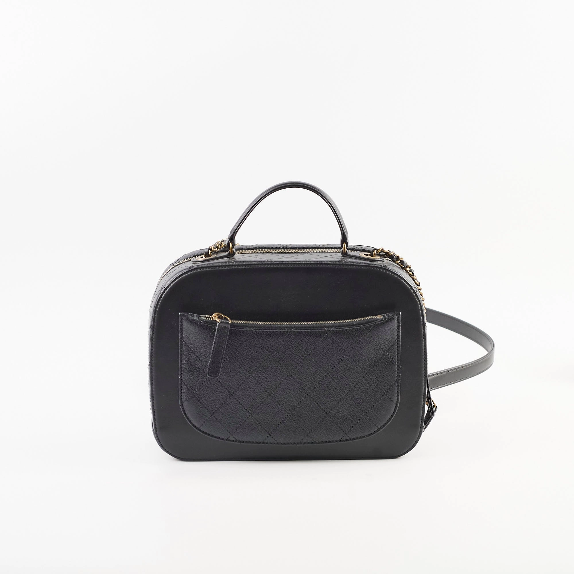 Chanel vanity quited CC black