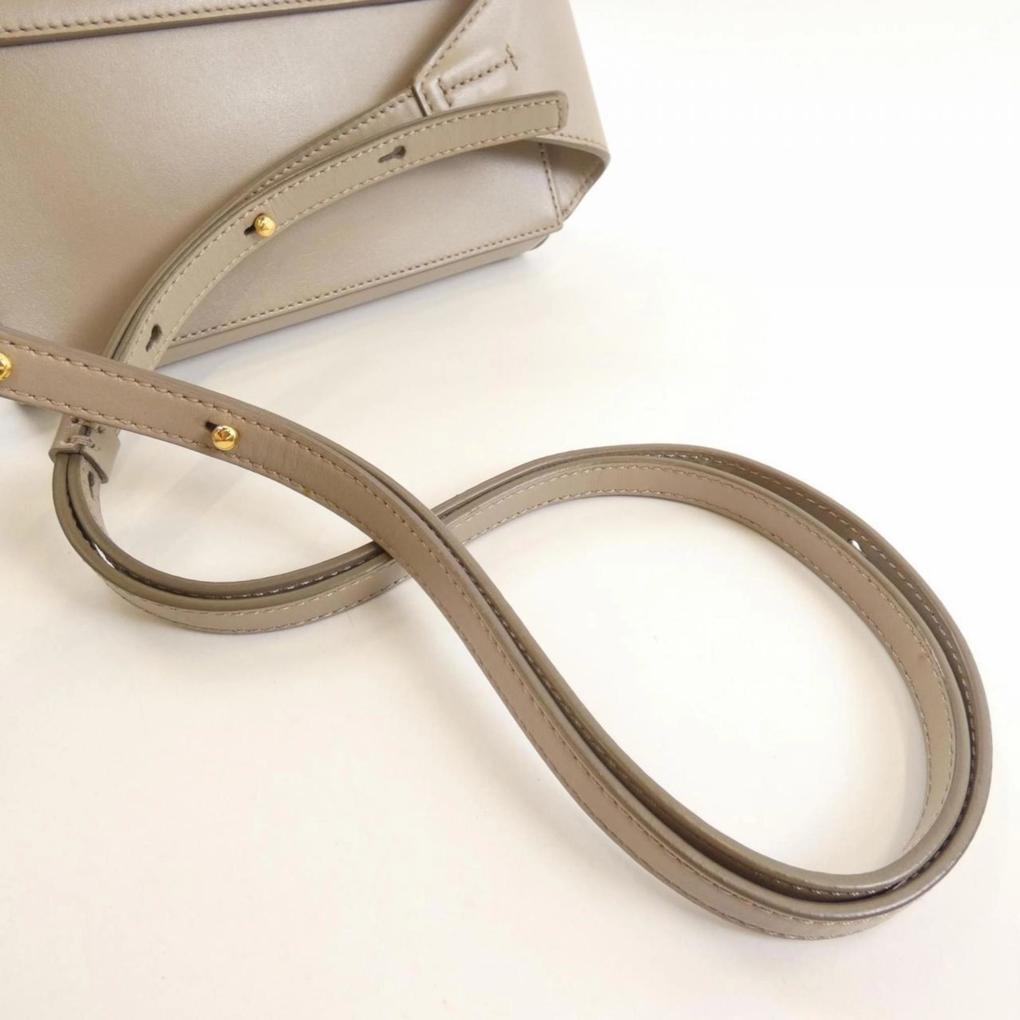 Chlo Leather Fanny Pack (Pre-Owned)