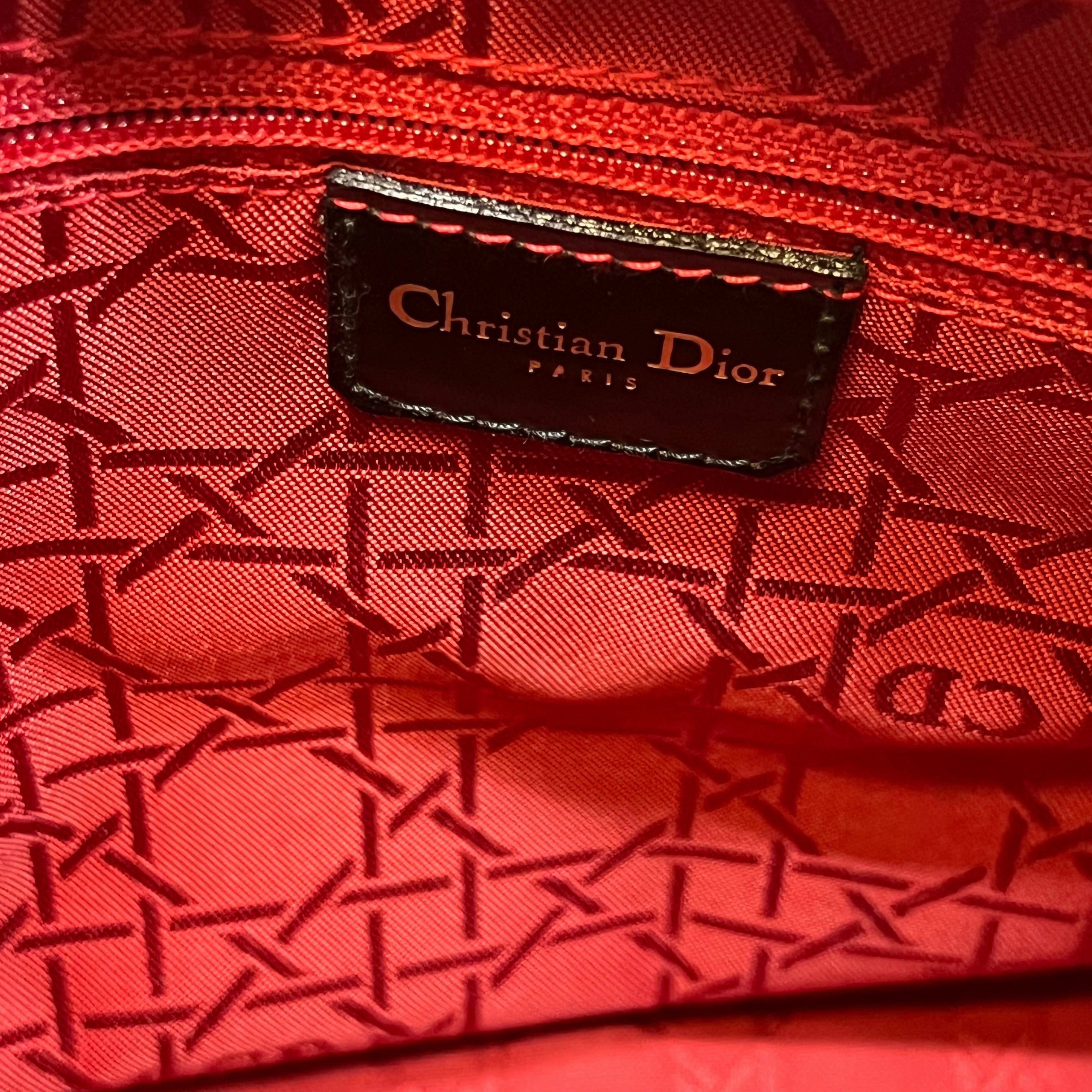 CHRISTIAN DIOR Lady Dior Medium Patent Cannage Tote Bag