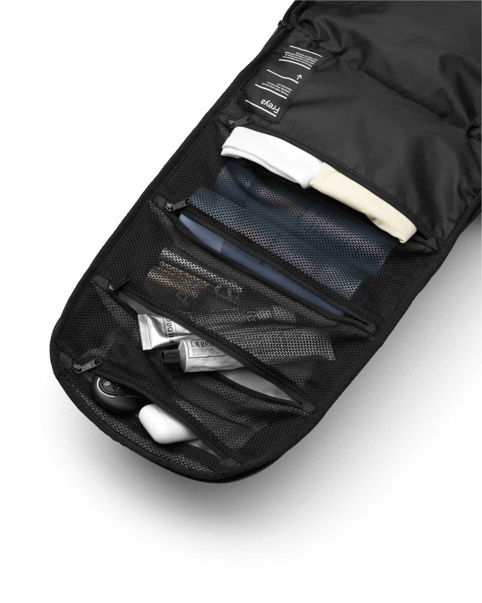 D_b_ Freya Backpack (16L)
