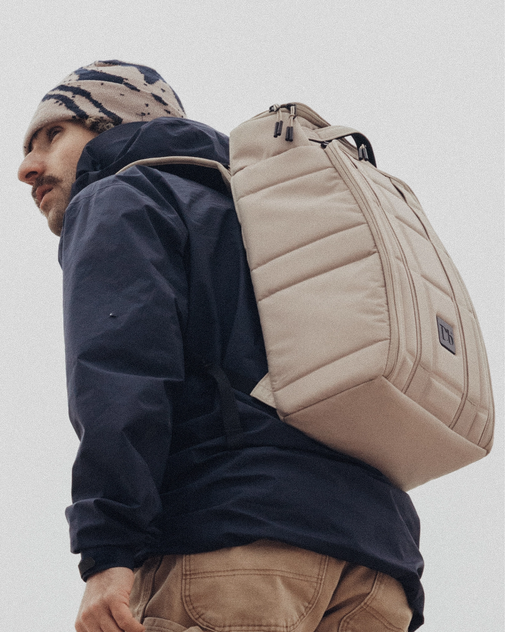 D_b_ Hugger Backpack 20L