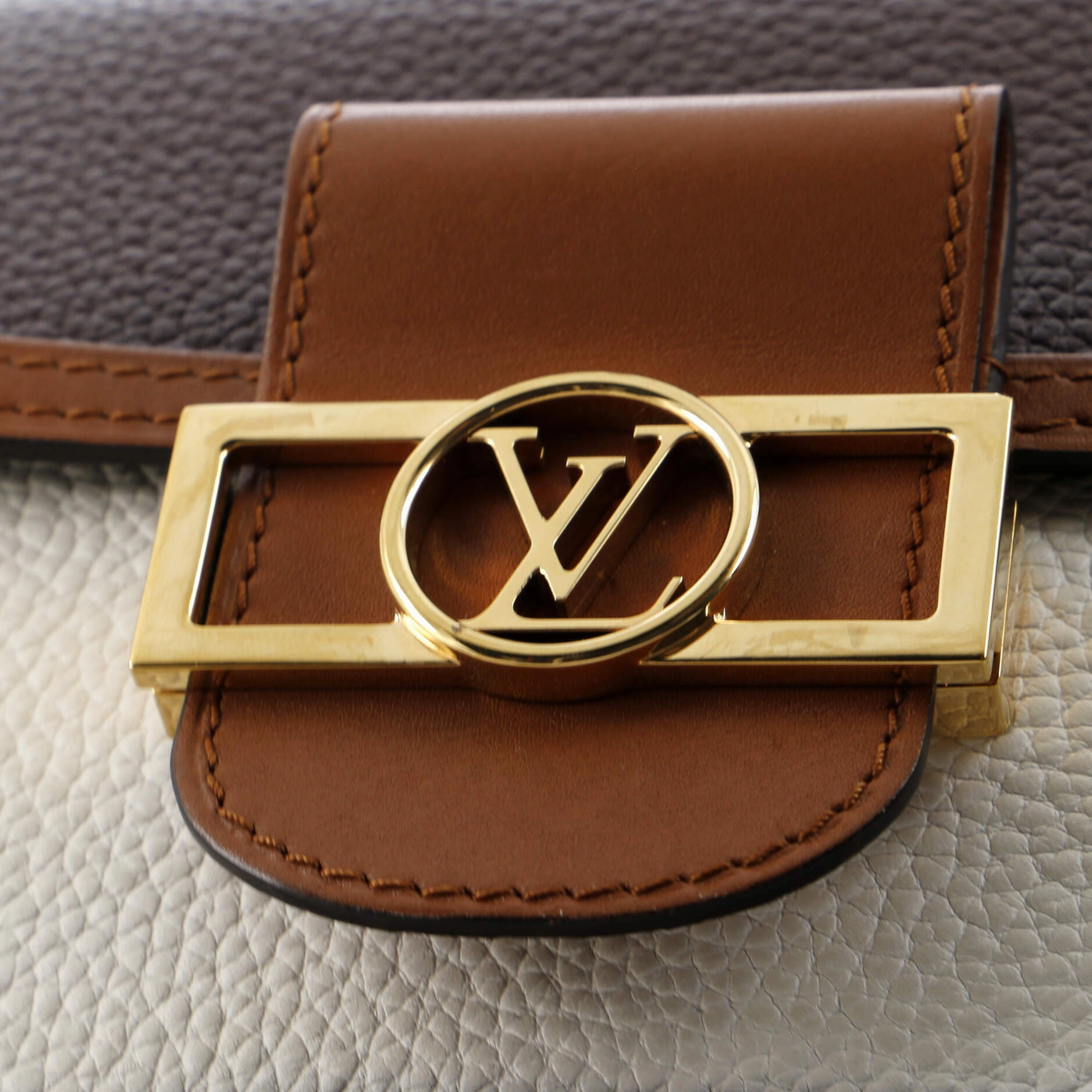 Dauphine Shoulder Bag Taurillon Leather Mini