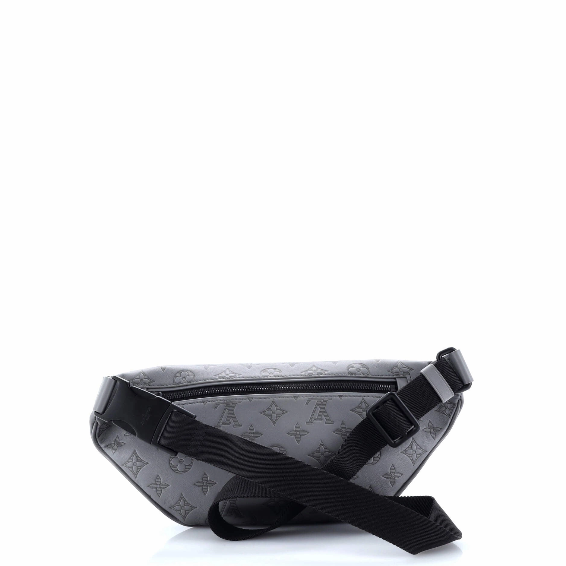Discovery Bumbag Monogram Shadow Leather PM