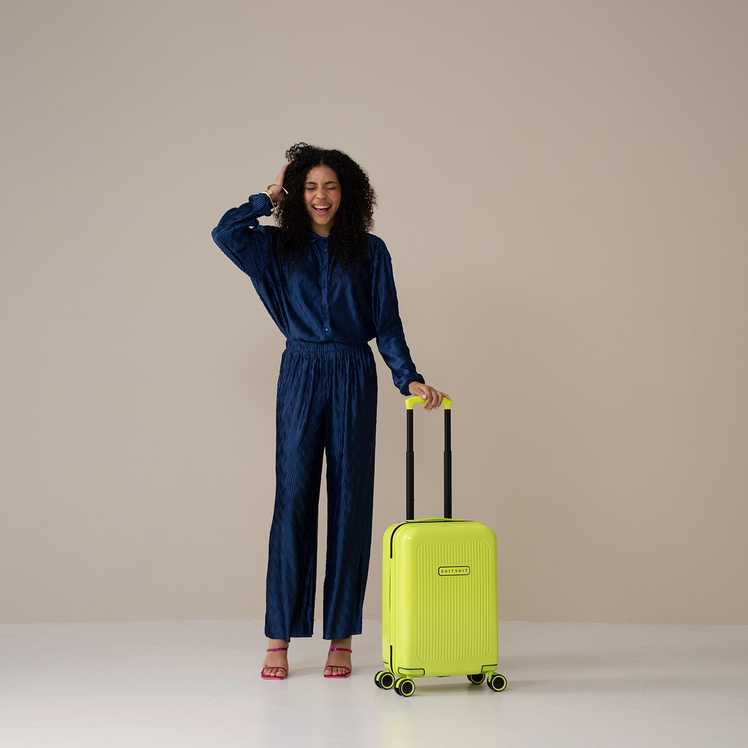 Expression - Cyber Lime - Beauty Travels Set (20 INCH)