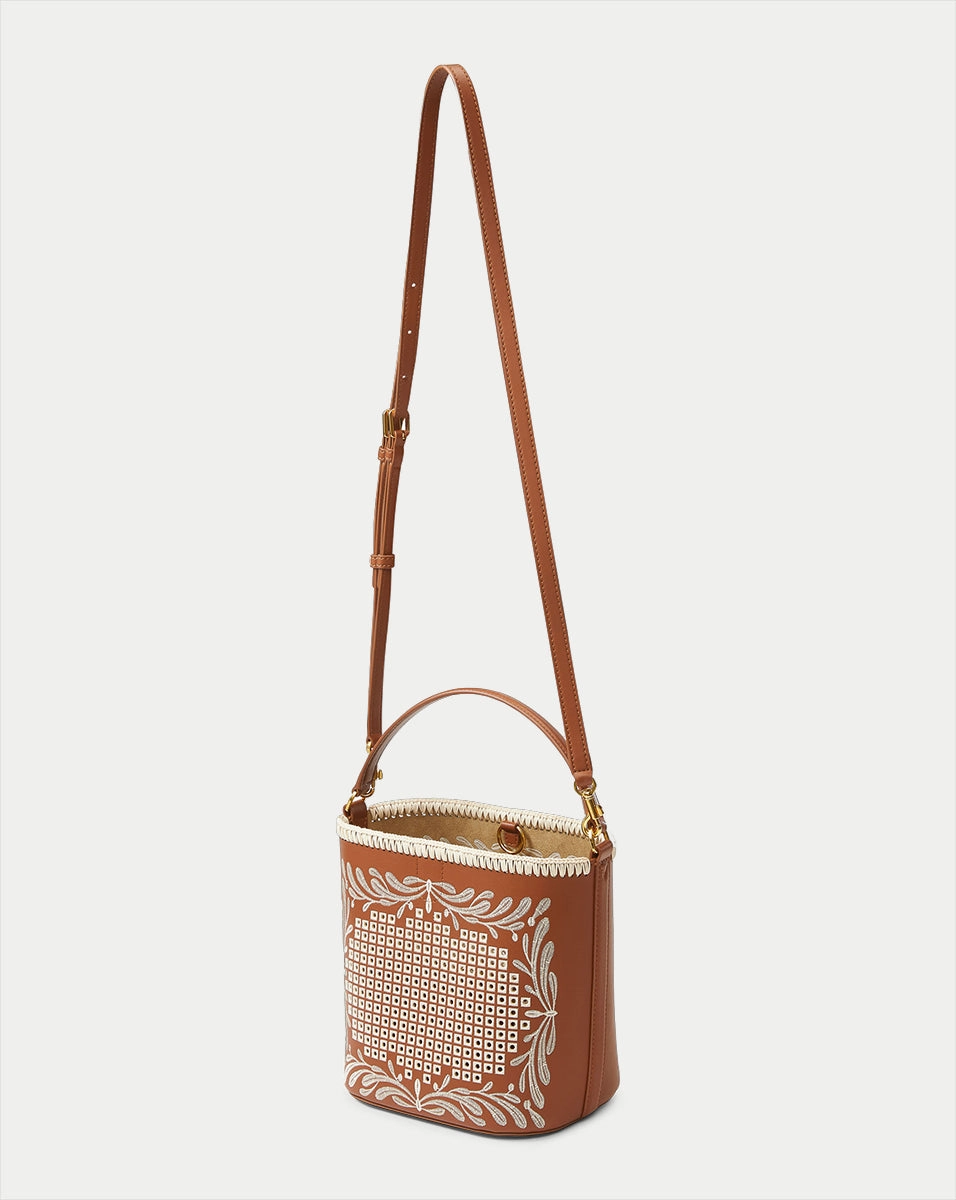 Eyelet Whipstitch Feedbag