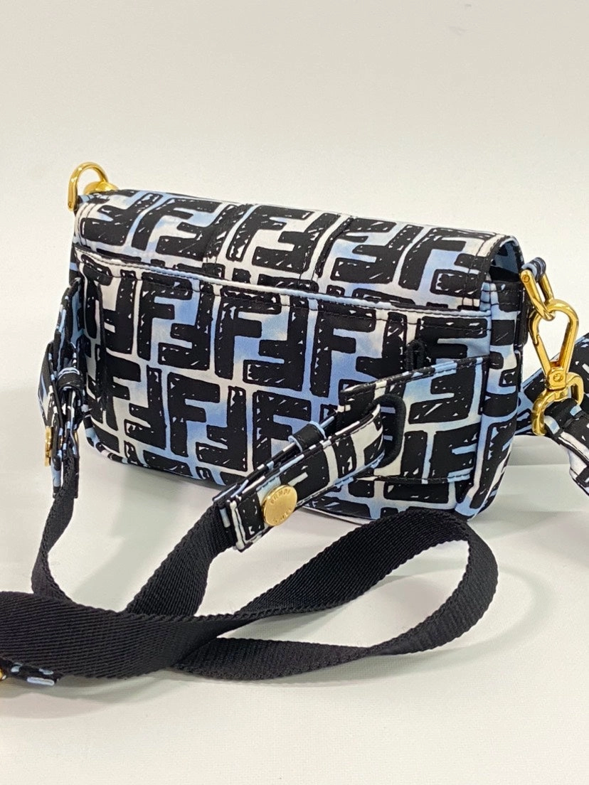 FENDI Baguette Shoulder Bag Black and White