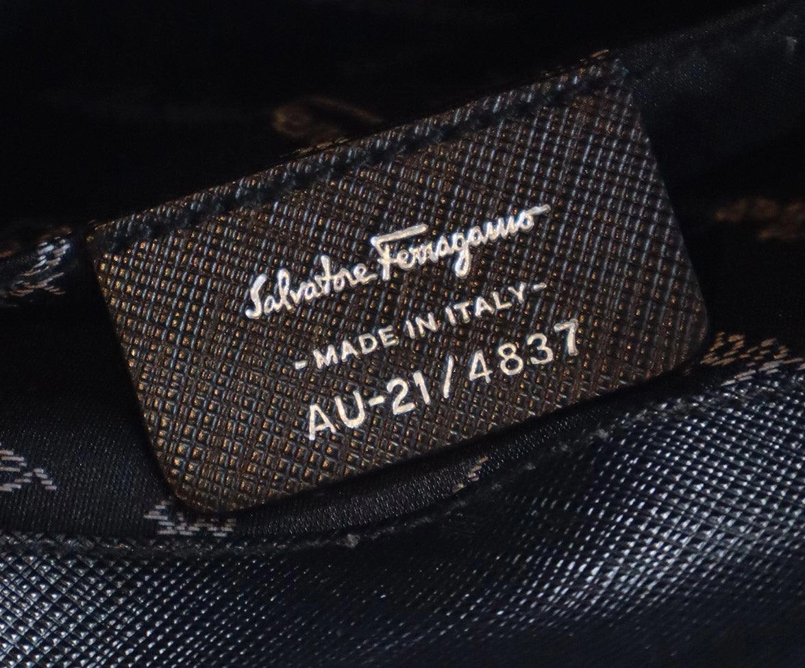 Ferragamo Black Leather Shoulder Bag