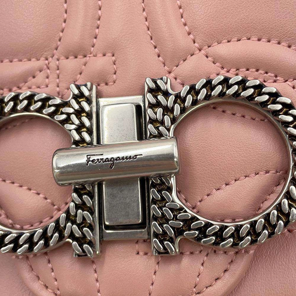 Ferragamo Gancini Motif Flap ChainShoulder Bag Pink21H168 Leather