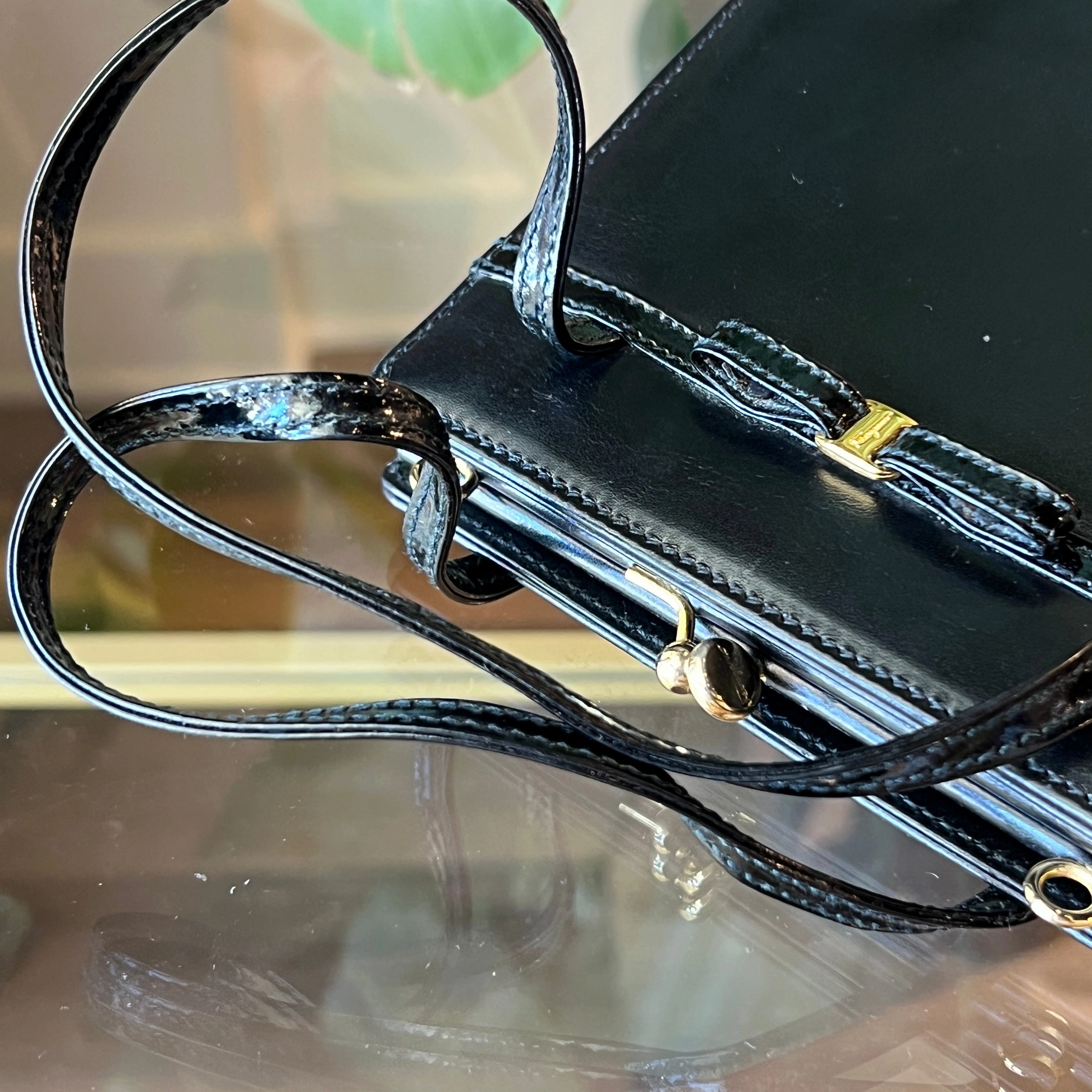 FERRAGAMO Vara Handbag