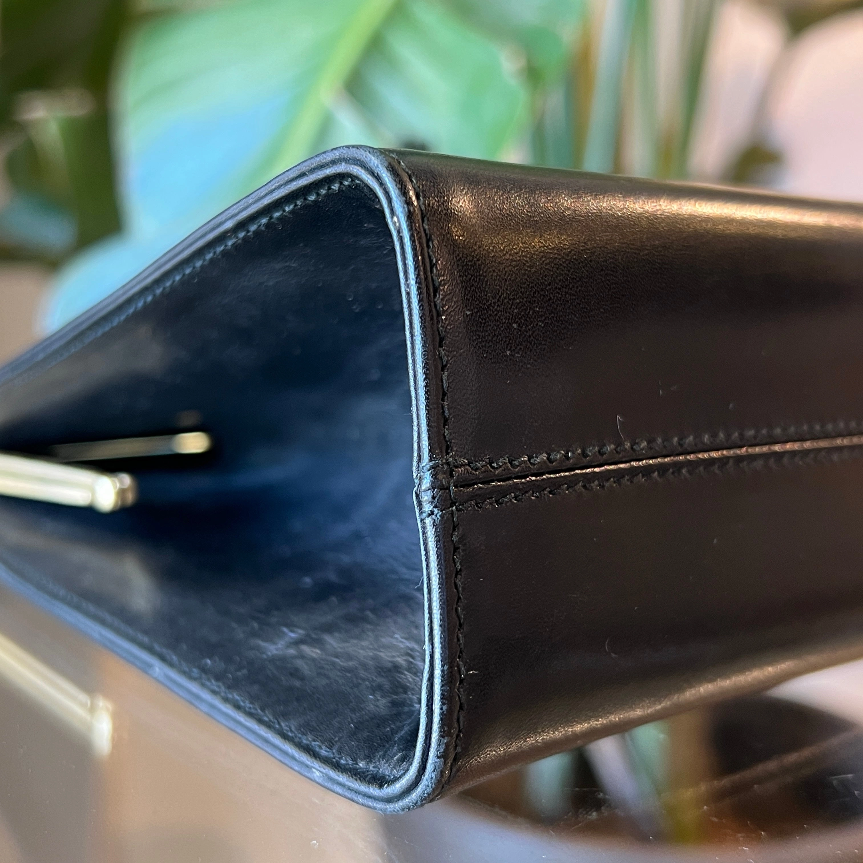 FERRAGAMO Vara Handbag