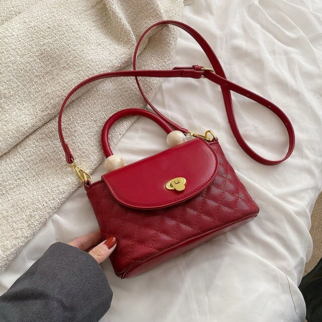 Fitty Women's Quilted Leather Handbag