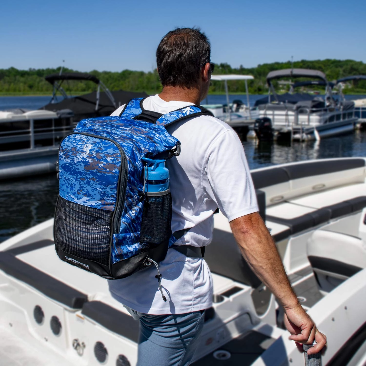 Geckobrands Dueler 32L Waterproof Backpack