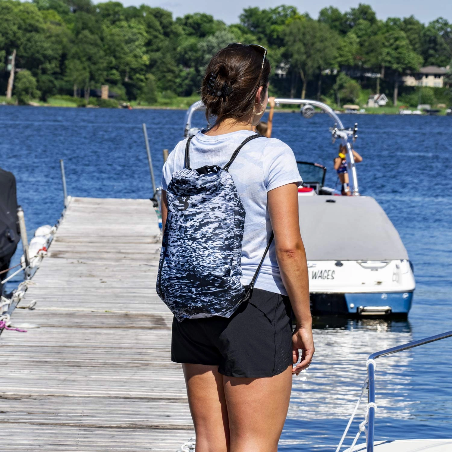 Geckobrands Embark Waterproof Drawstring Backpack