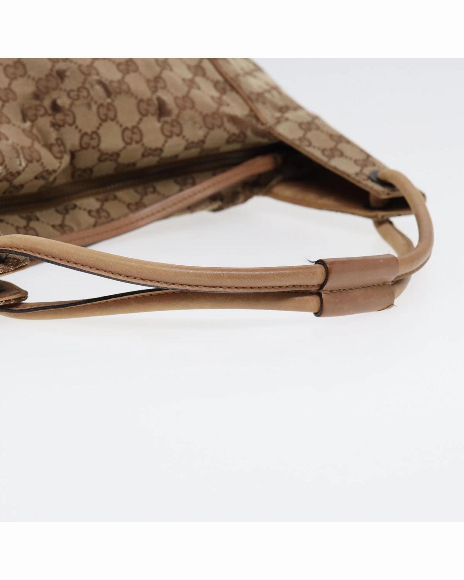 GG Canvas Medium Shoulder Bag 114571