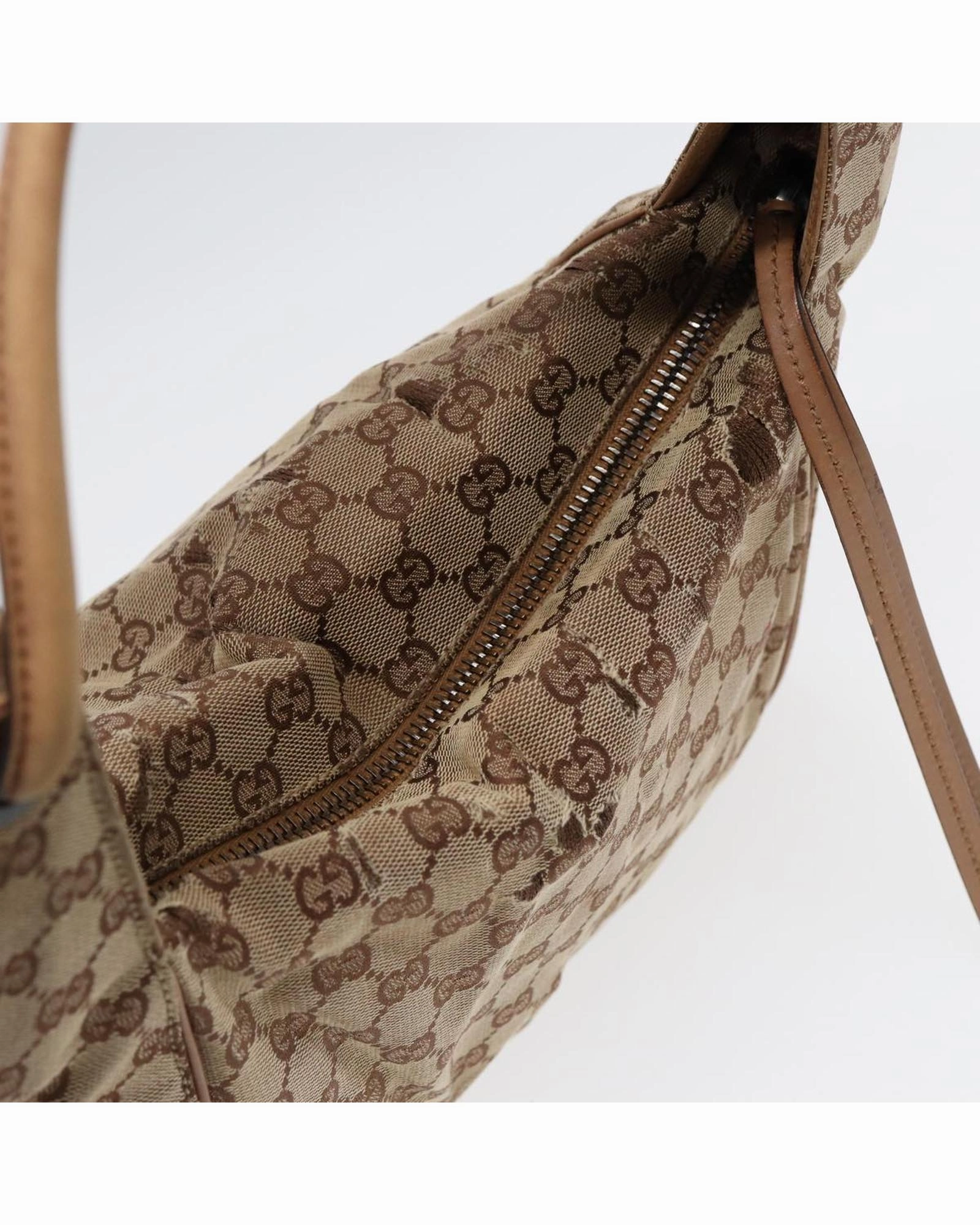 GG Canvas Medium Shoulder Bag 114571