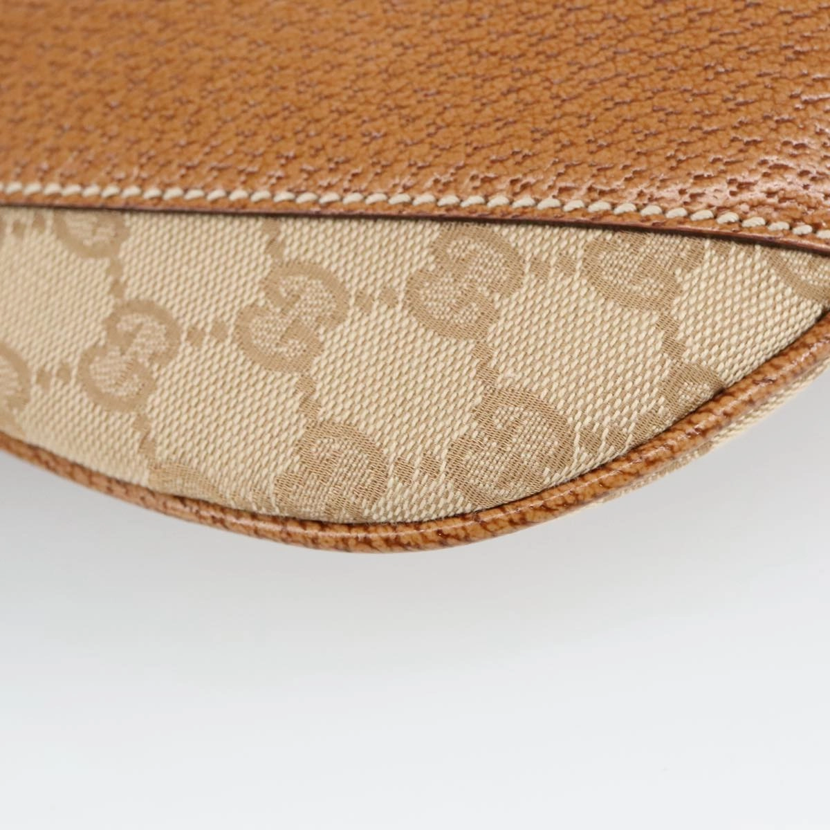 GG Canvas Shoulder Bag Beige