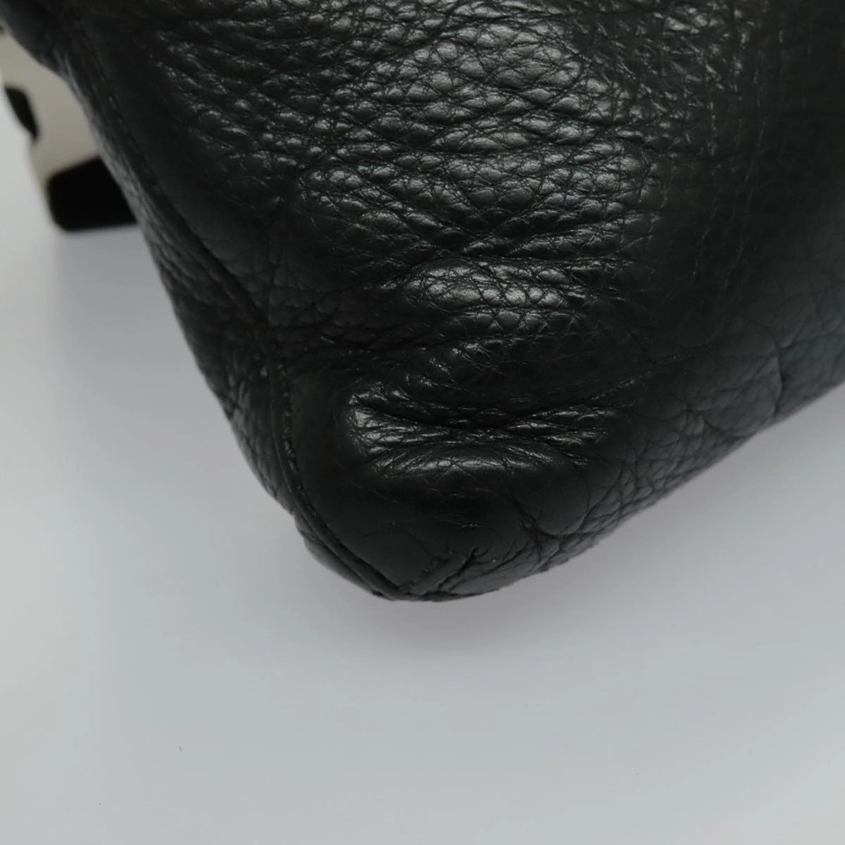 GG Marmont Leather Shoulder Bag