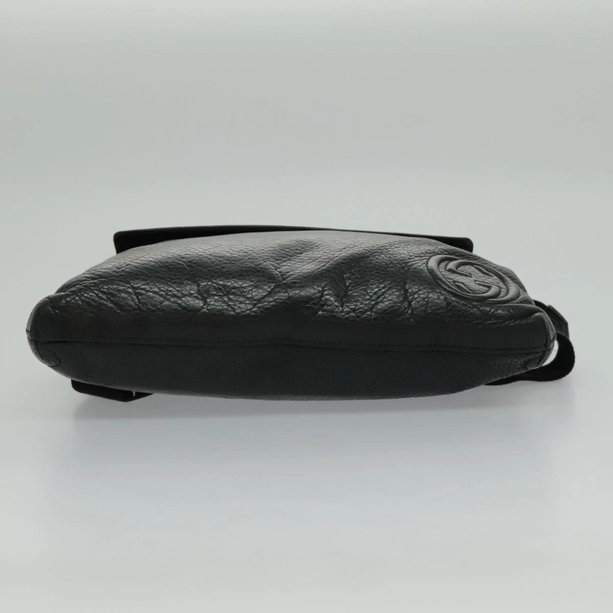 GG Marmont Leather Shoulder Bag