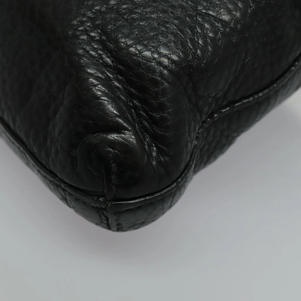GG Marmont Leather Shoulder Bag