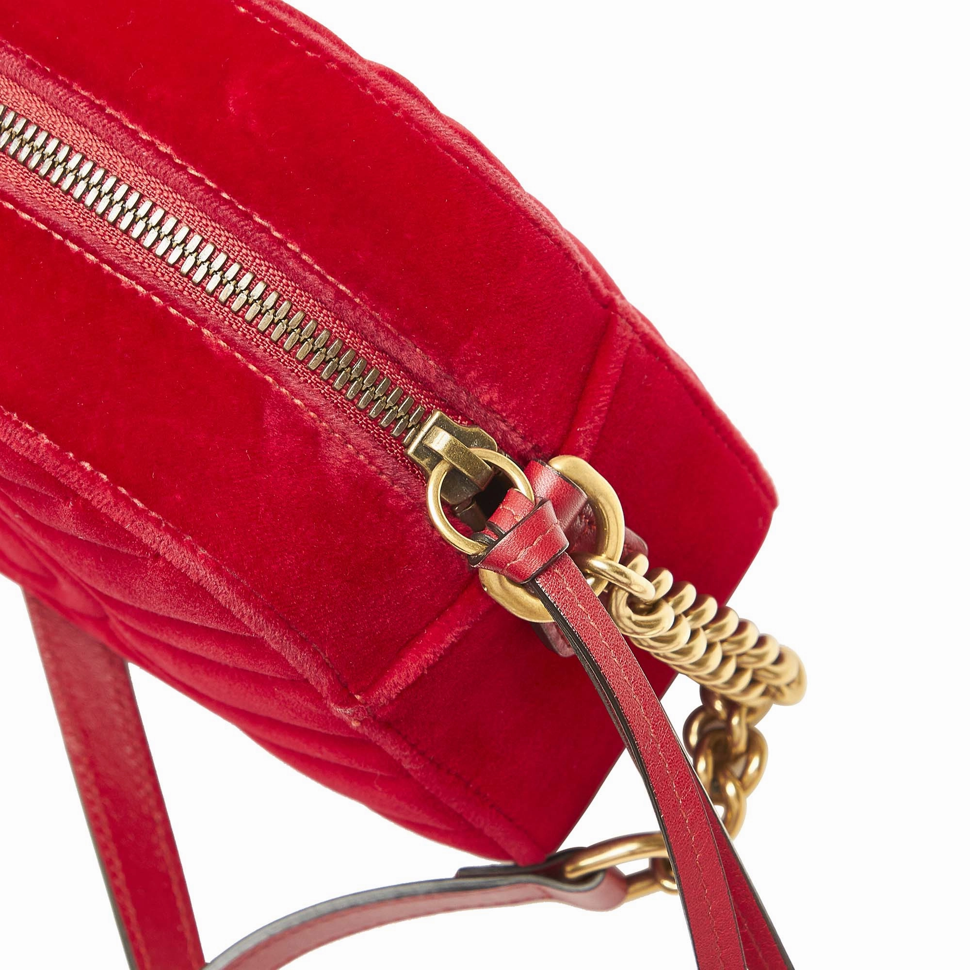 GG Marmont Velvet Crossbody Bag Red