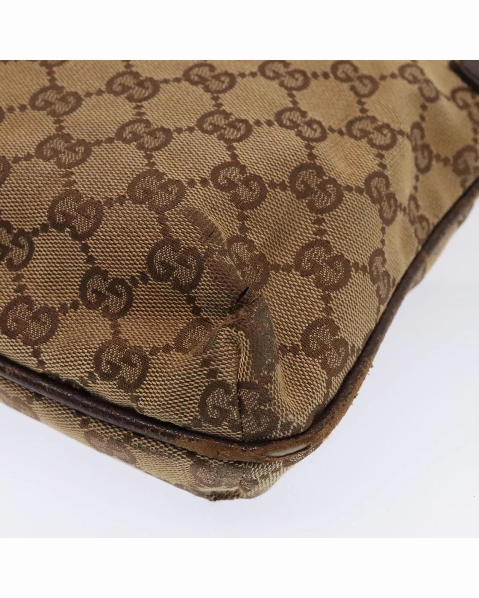 GG Supreme Messenger Crossbody Bag