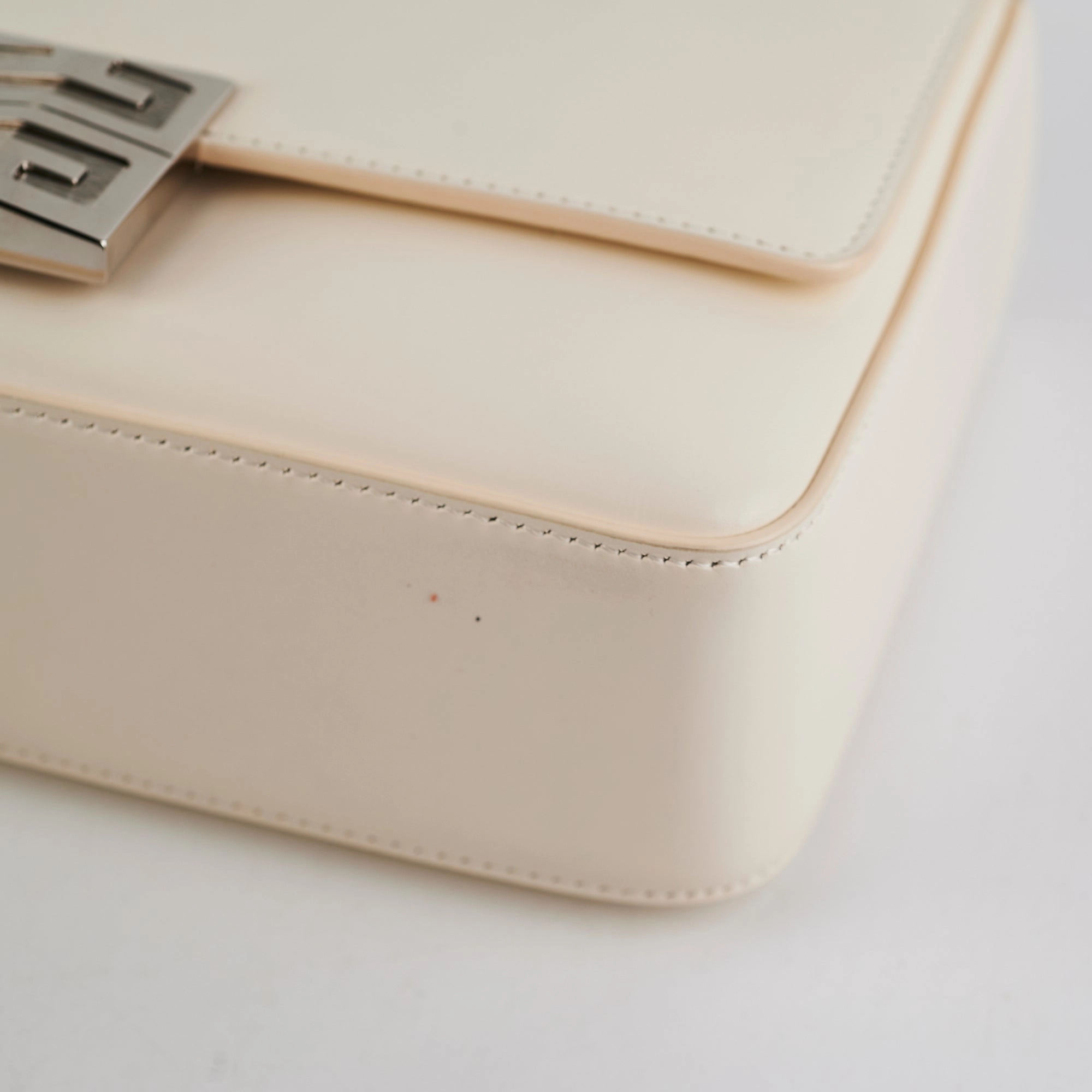 Givenchy 4G Medium Bag White