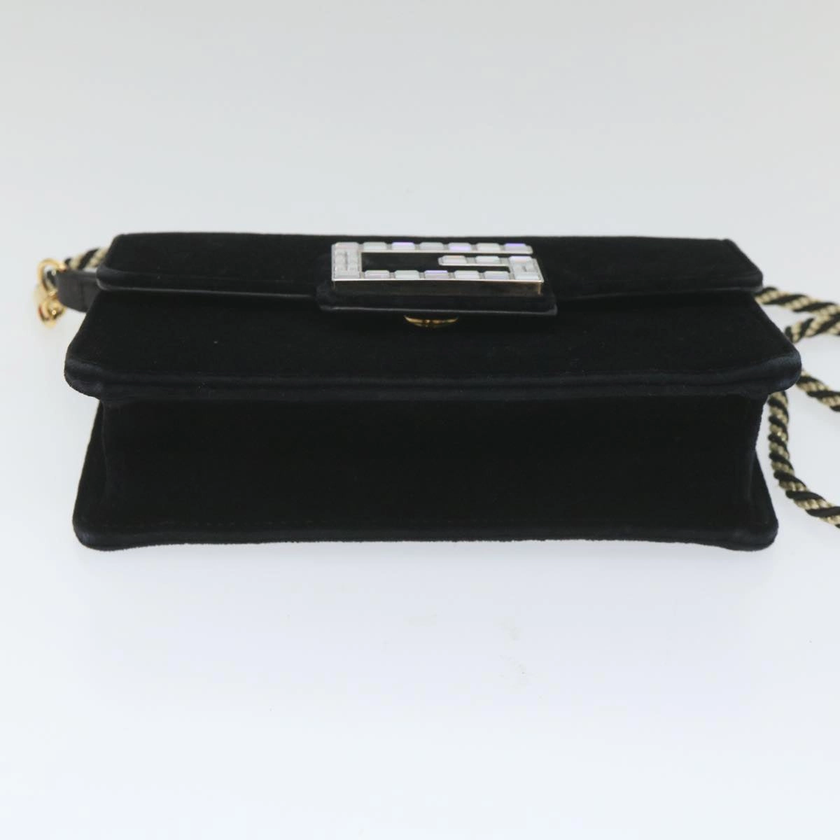 Gucci --  Velvet Shoulder Bag ()
