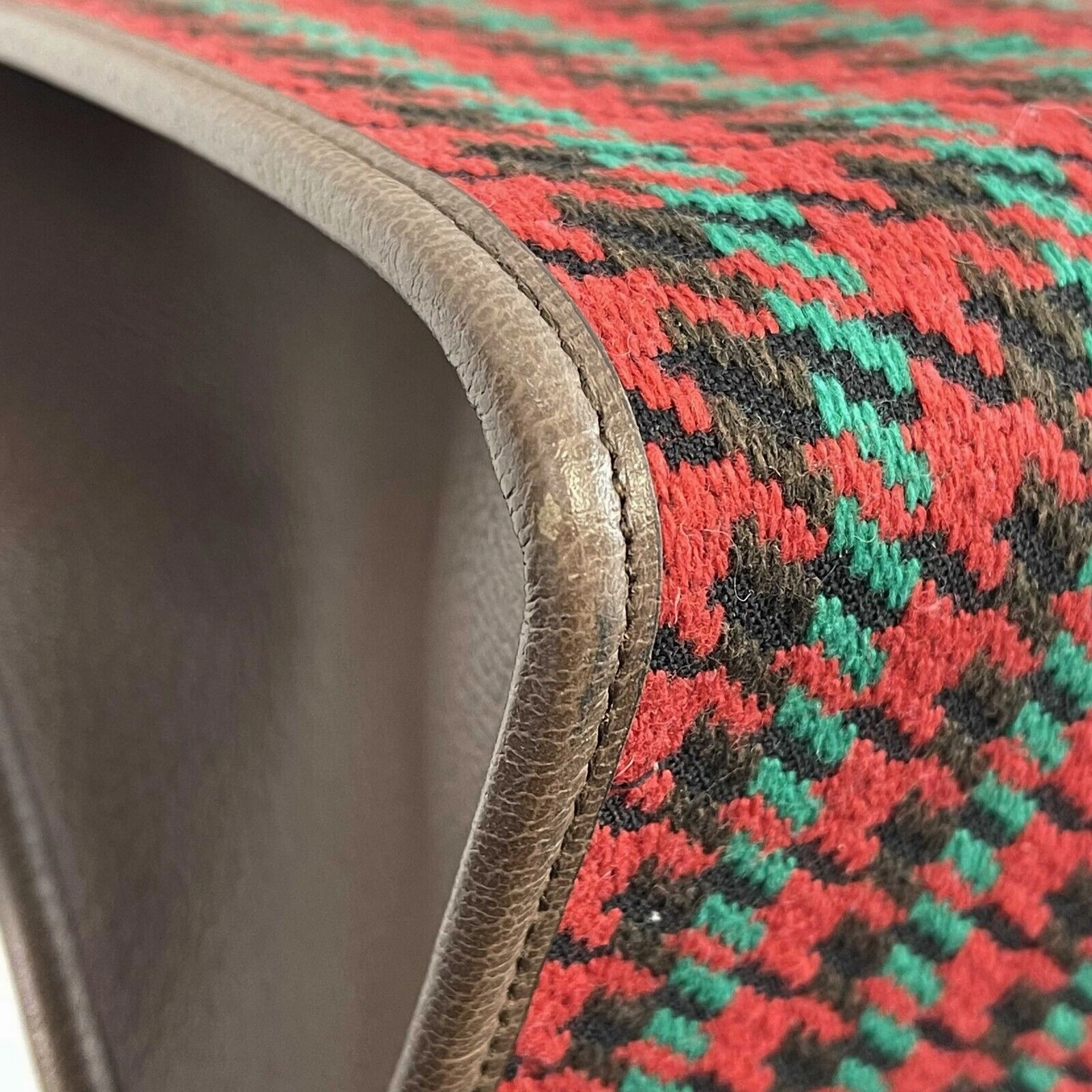 GUCCI - NEW Large Houndstooth GG Tote w / Shoulder Strap