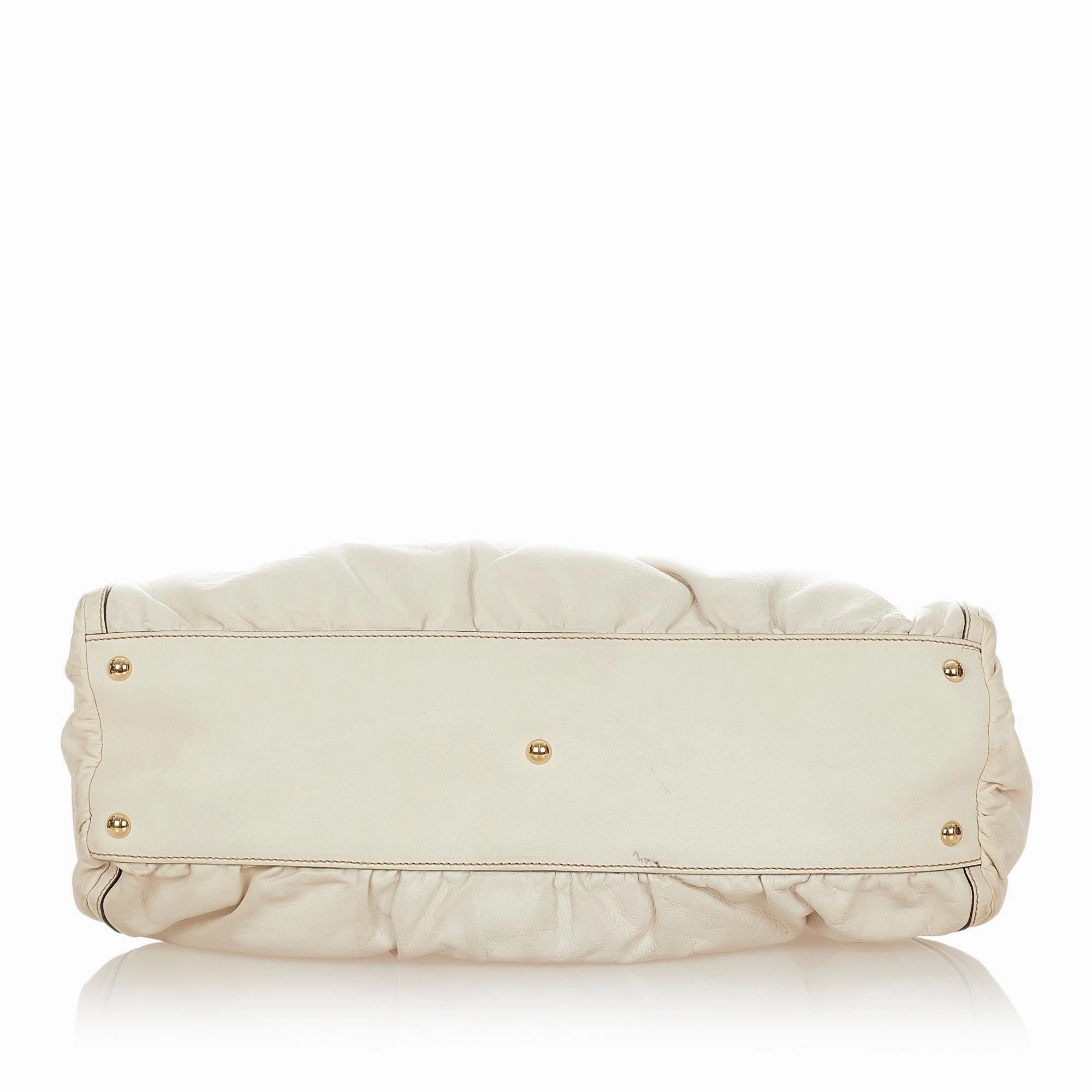 Gucci Abbey D-ring Leather Shoulder Bag (SHG-31847)
