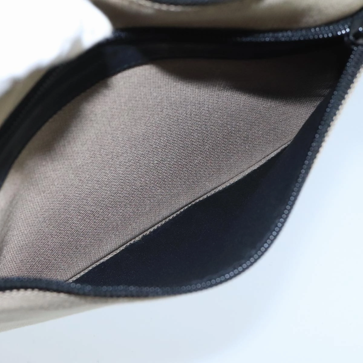 Gucci Bamboo Beige Canvas Shoulder Bag ()