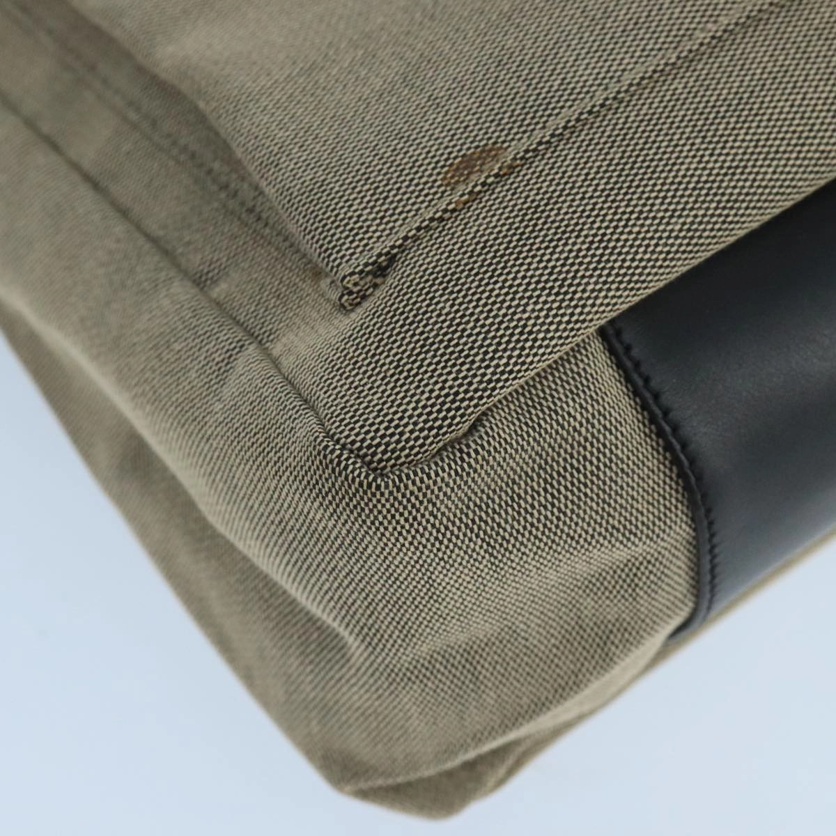 Gucci Bamboo Beige Canvas Shoulder Bag ()