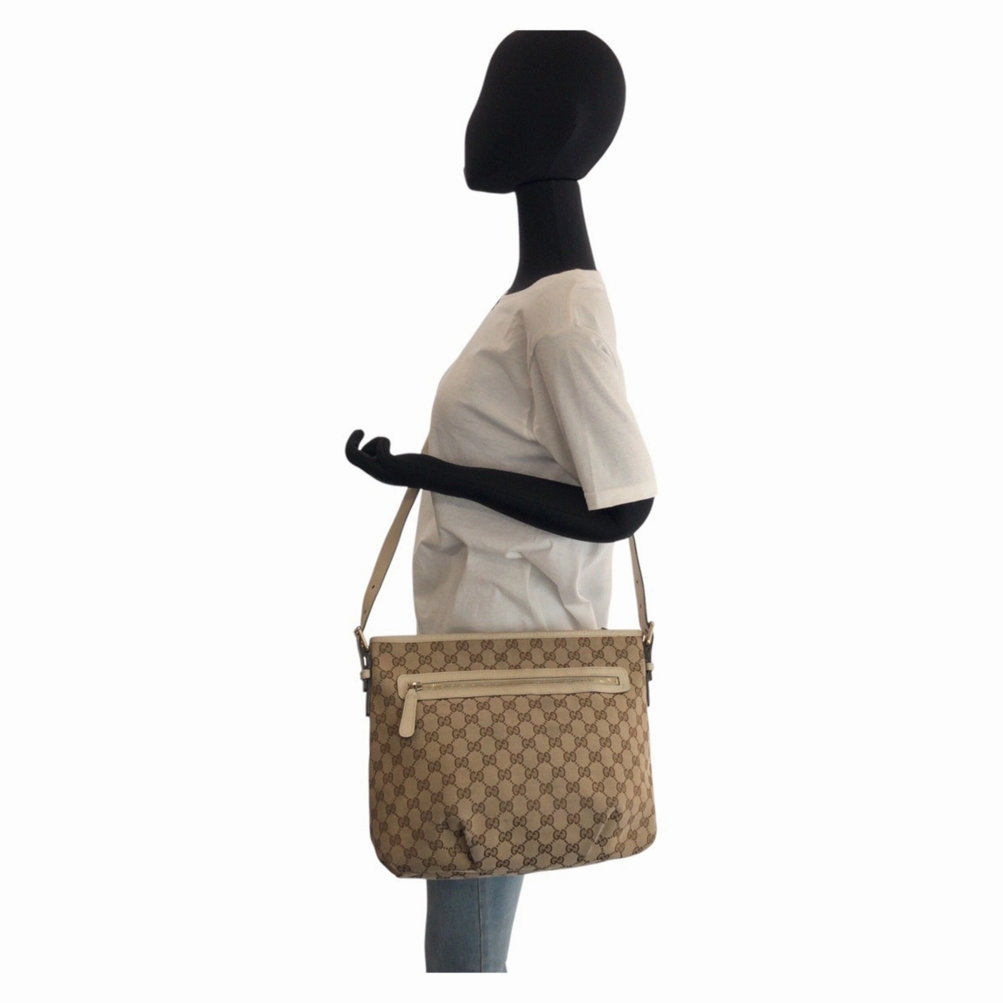 Gucci Beige Ivory Gg Canvas Leather Messenger Bag Shoulder Bag ()