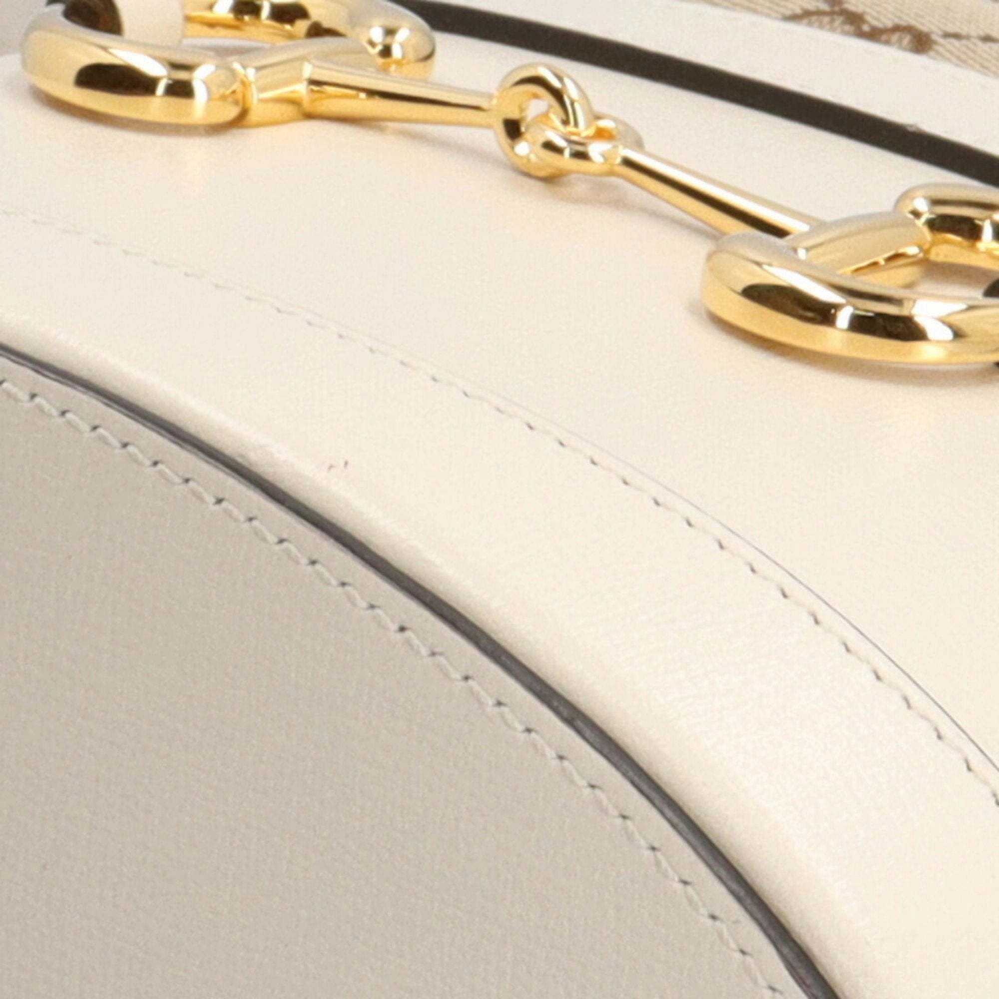 Gucci Beige White Gg Canvas Leather Shoulder Bag ()