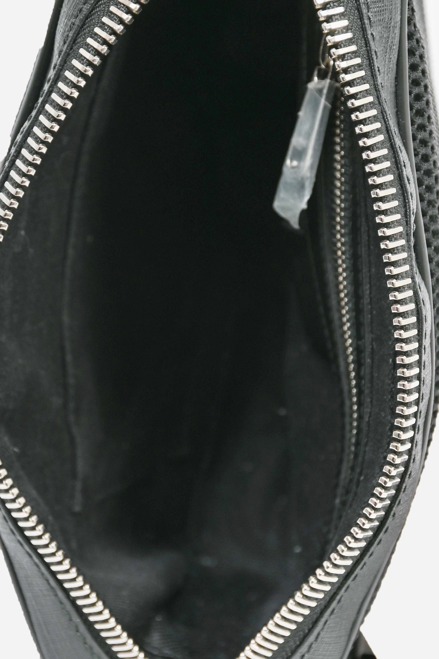 Gucci Black Canvas GG Supreme Belt Bag