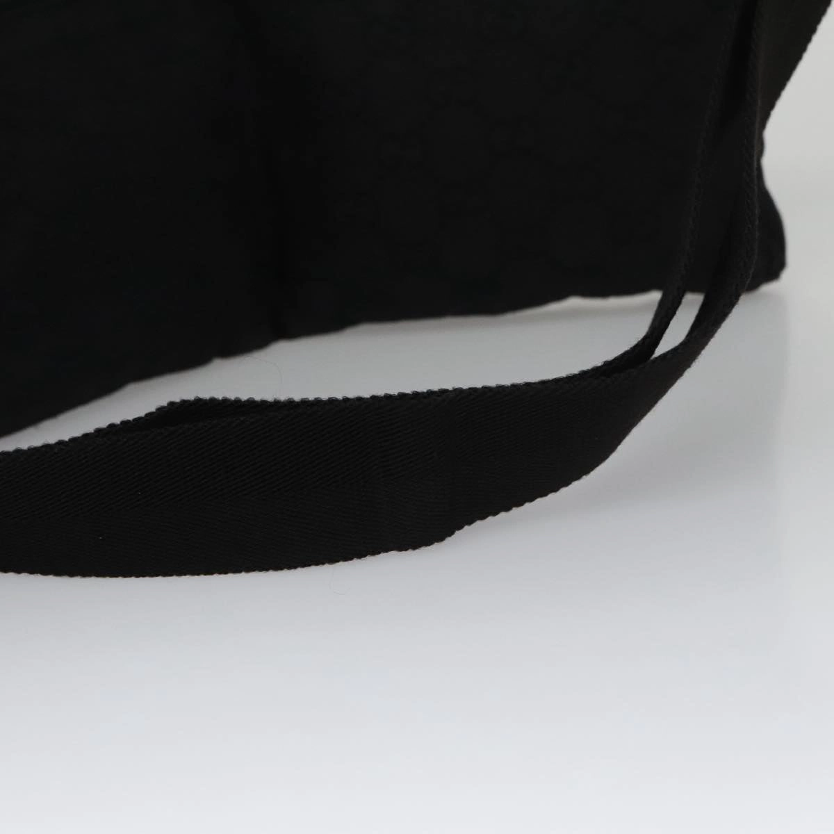 Gucci Black Canvas Shoulder Bag ()