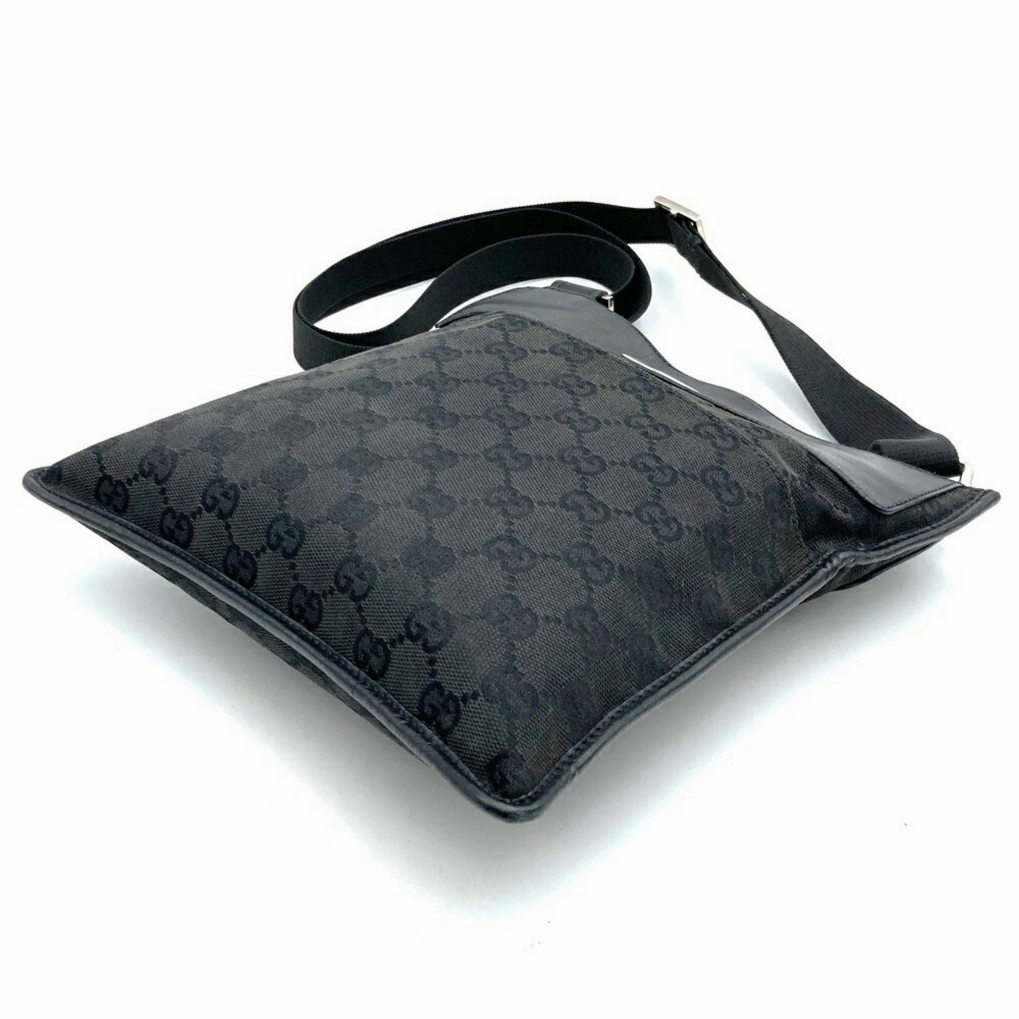 Gucci Black Gg Canvas Leather Shoulder Bag ()