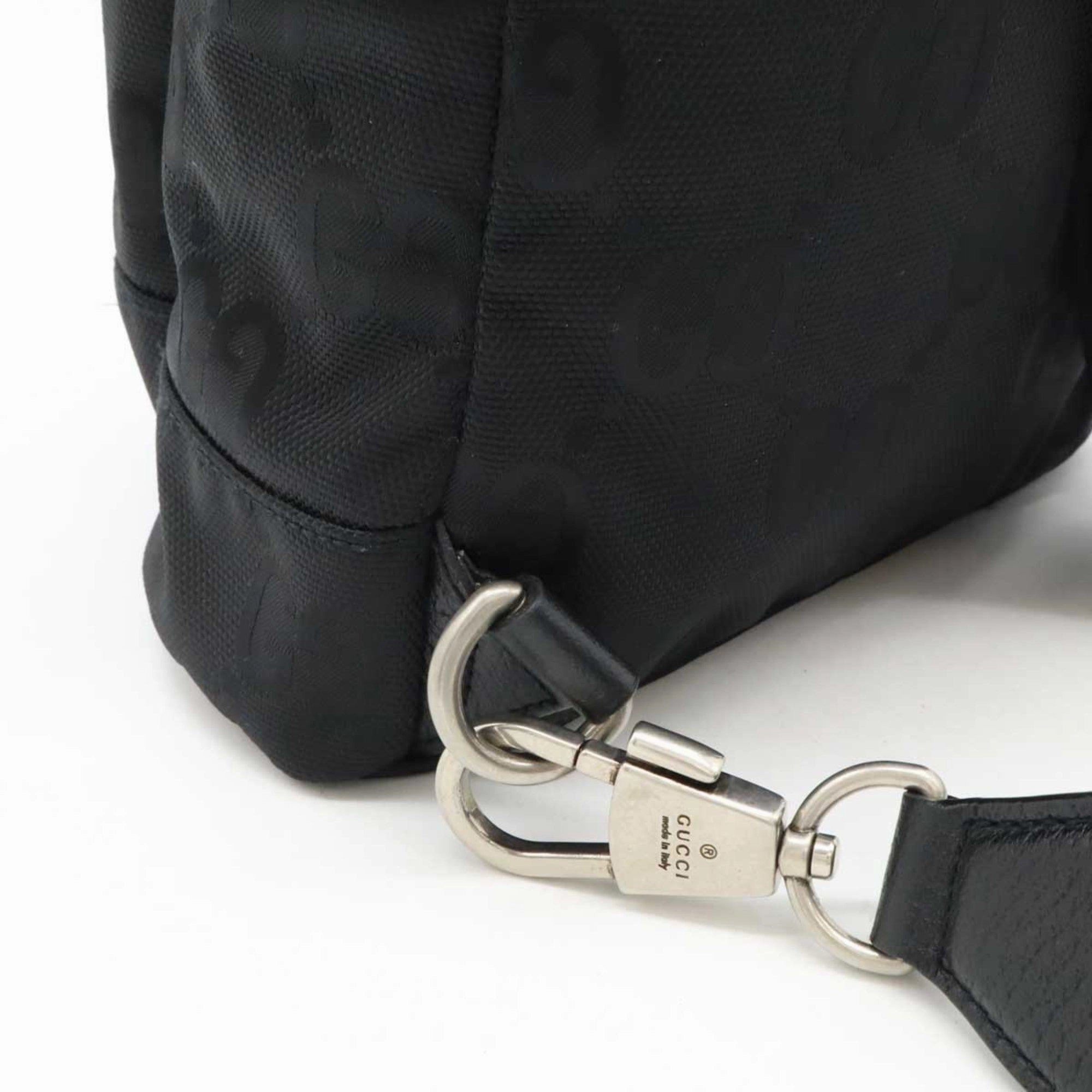 Gucci Black Nylon Canvas Leather Shoulder Bag Sling Bag ()