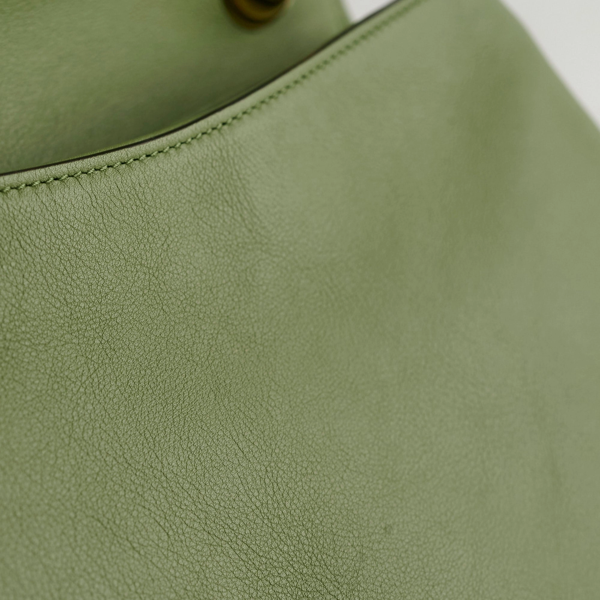 Gucci Blondie Medium Top Handle Shoulder Bag Green