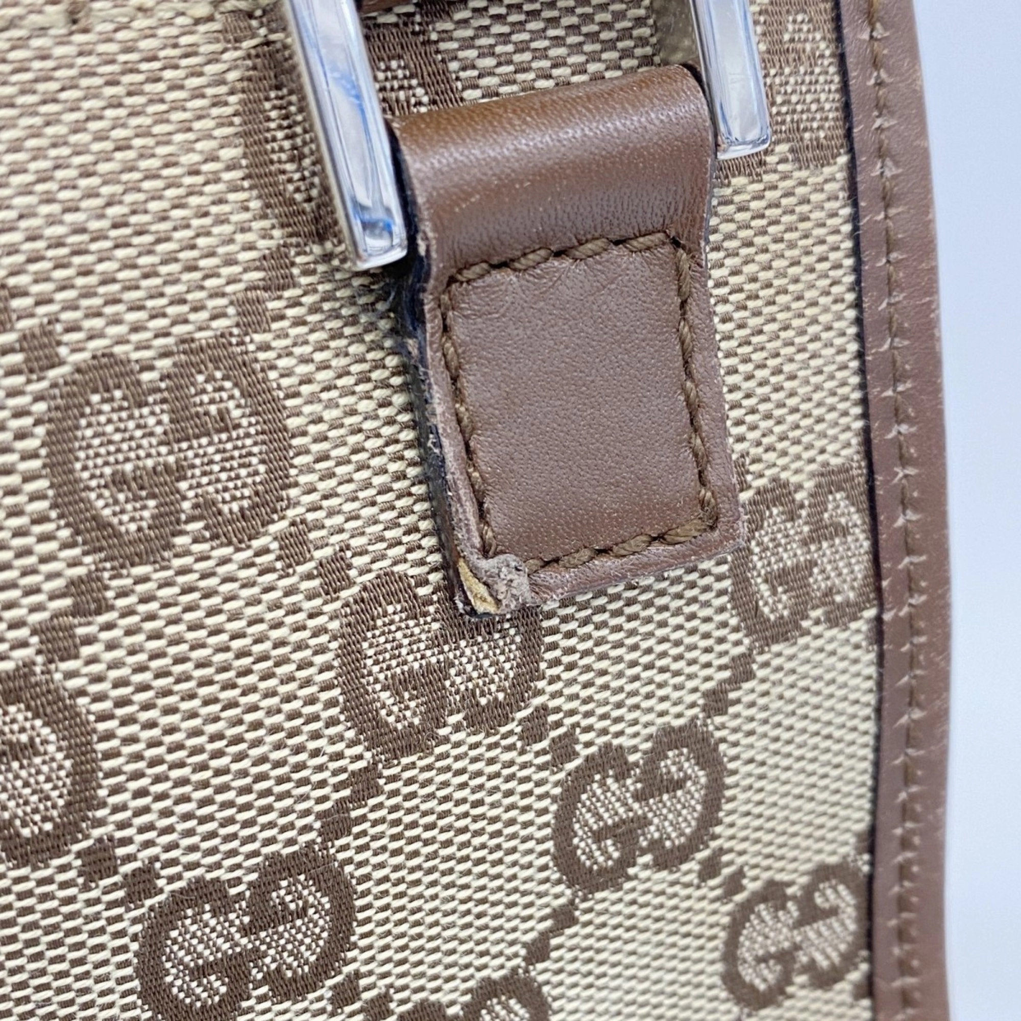 Gucci Brown Canvas Shoulder Bag ()