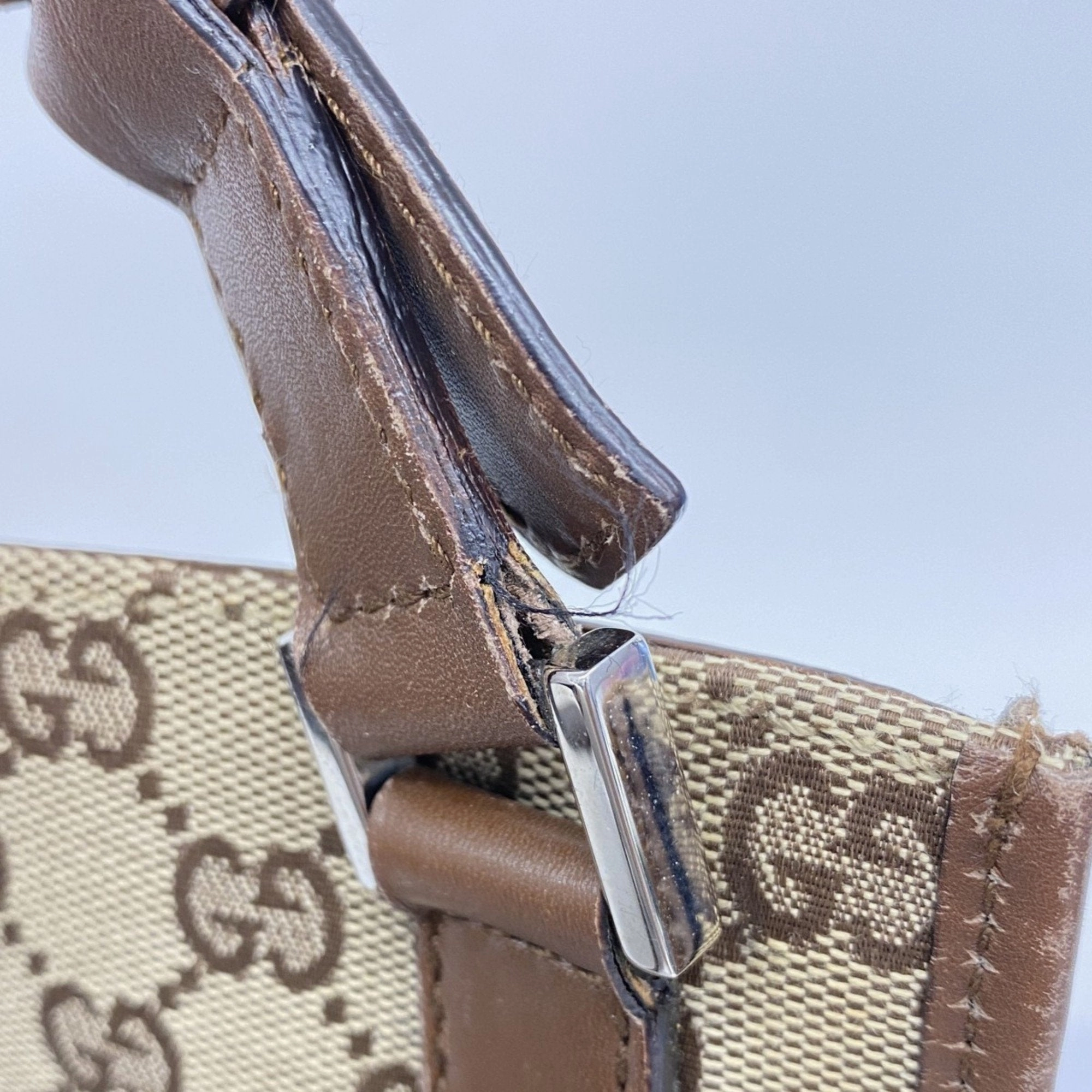 Gucci Brown Canvas Shoulder Bag ()