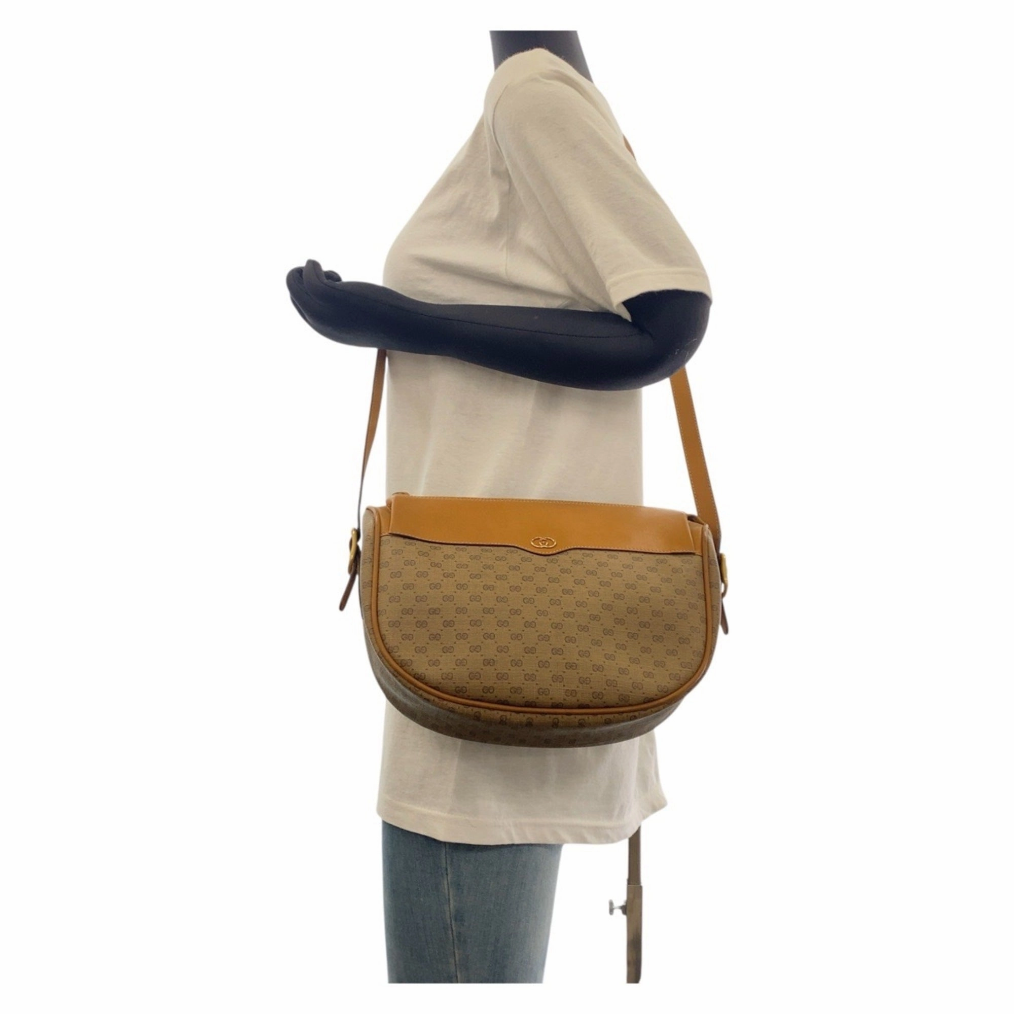 Gucci Brown Gg Supreme Leather Pochette Shoulder Bag ()