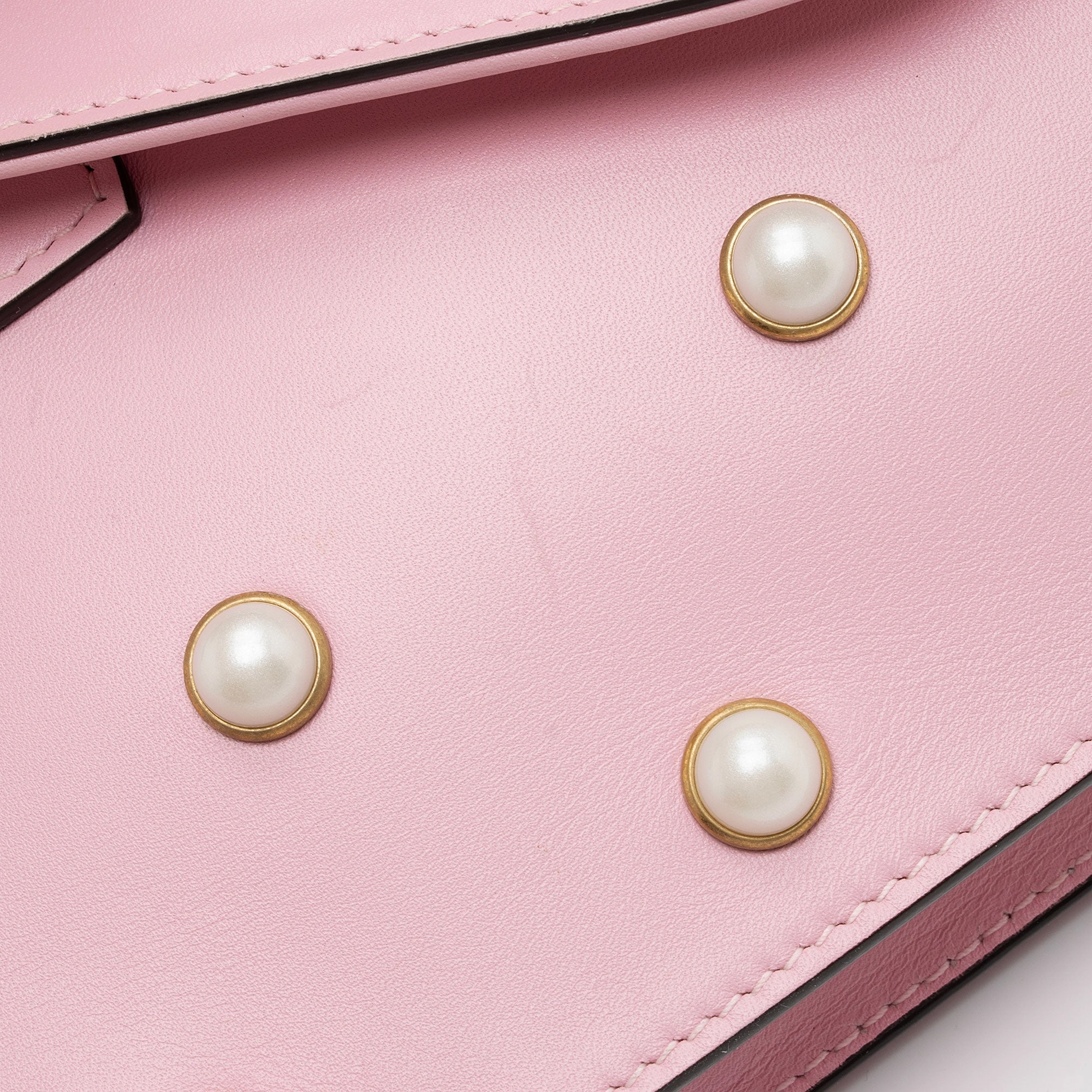 Gucci Calfskin Pearl Bee Broadway Mini Shoulder Bag (SHF-11dMr1)