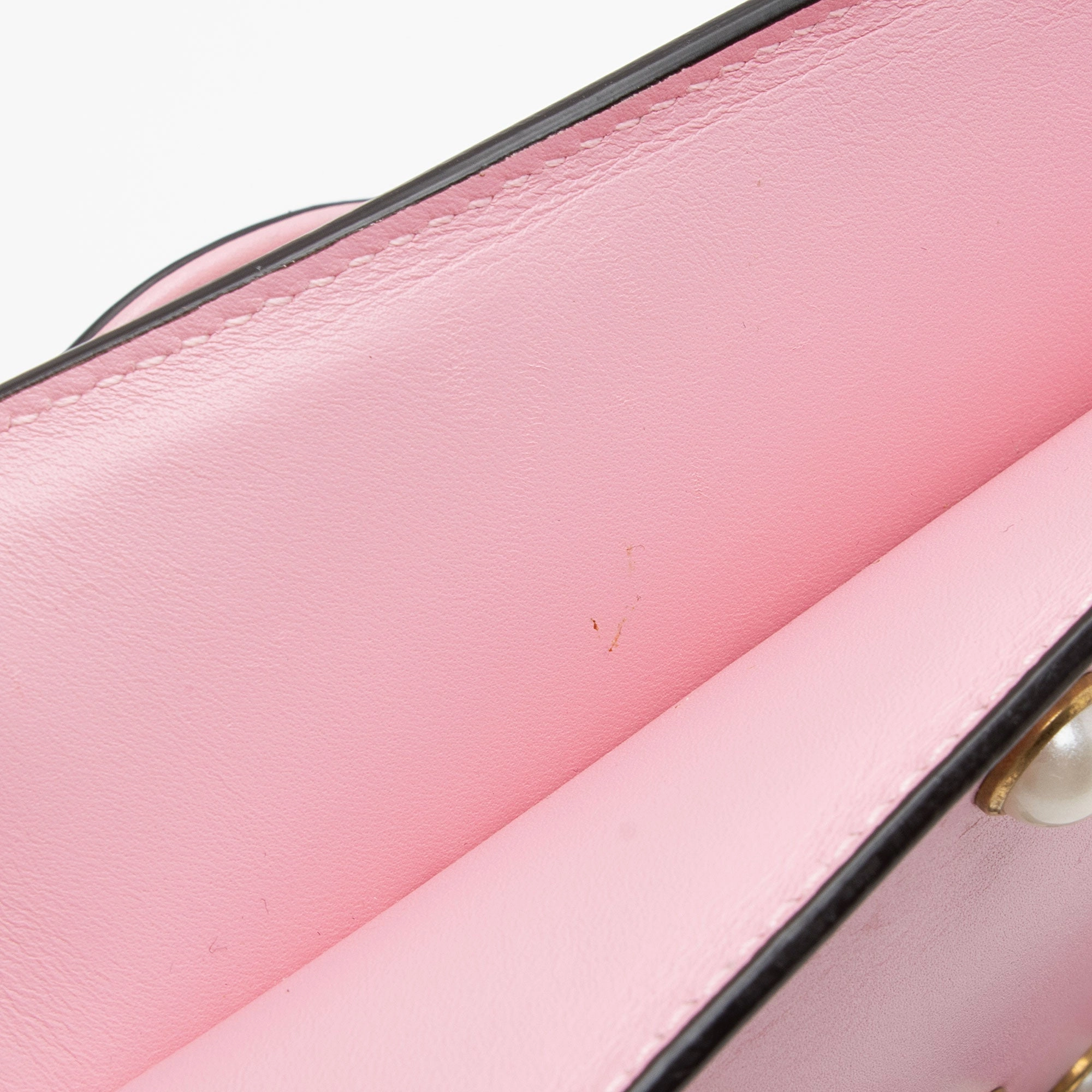 Gucci Calfskin Pearl Bee Broadway Mini Shoulder Bag (SHF-11dMr1)