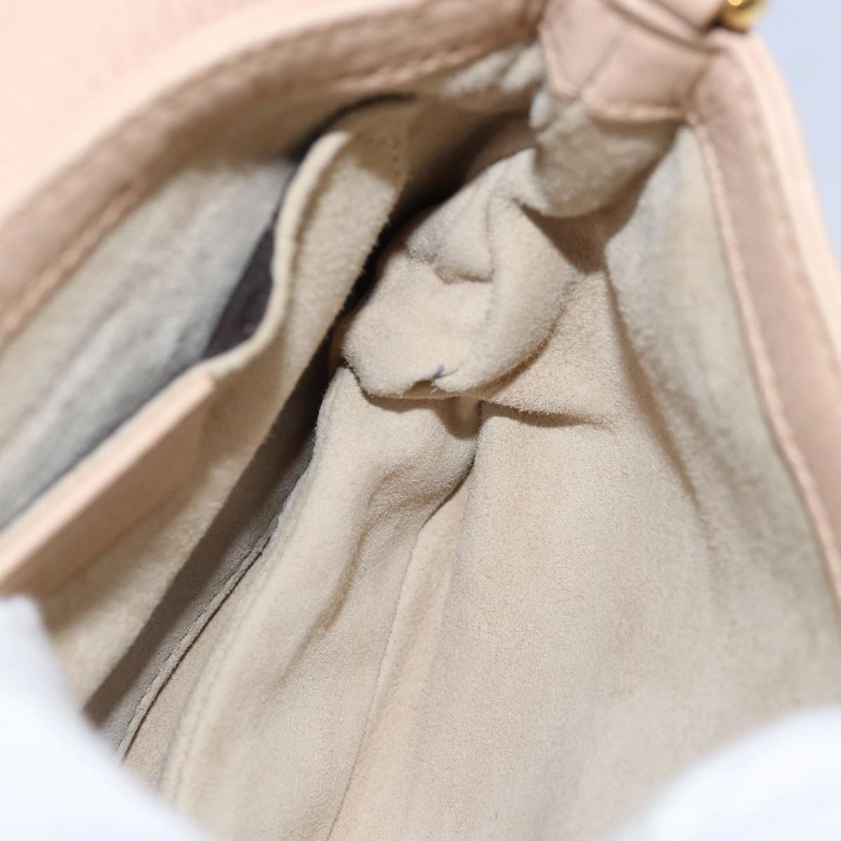 GUCCI Chain Shoulder Bag Leather Beige 251821  am6326