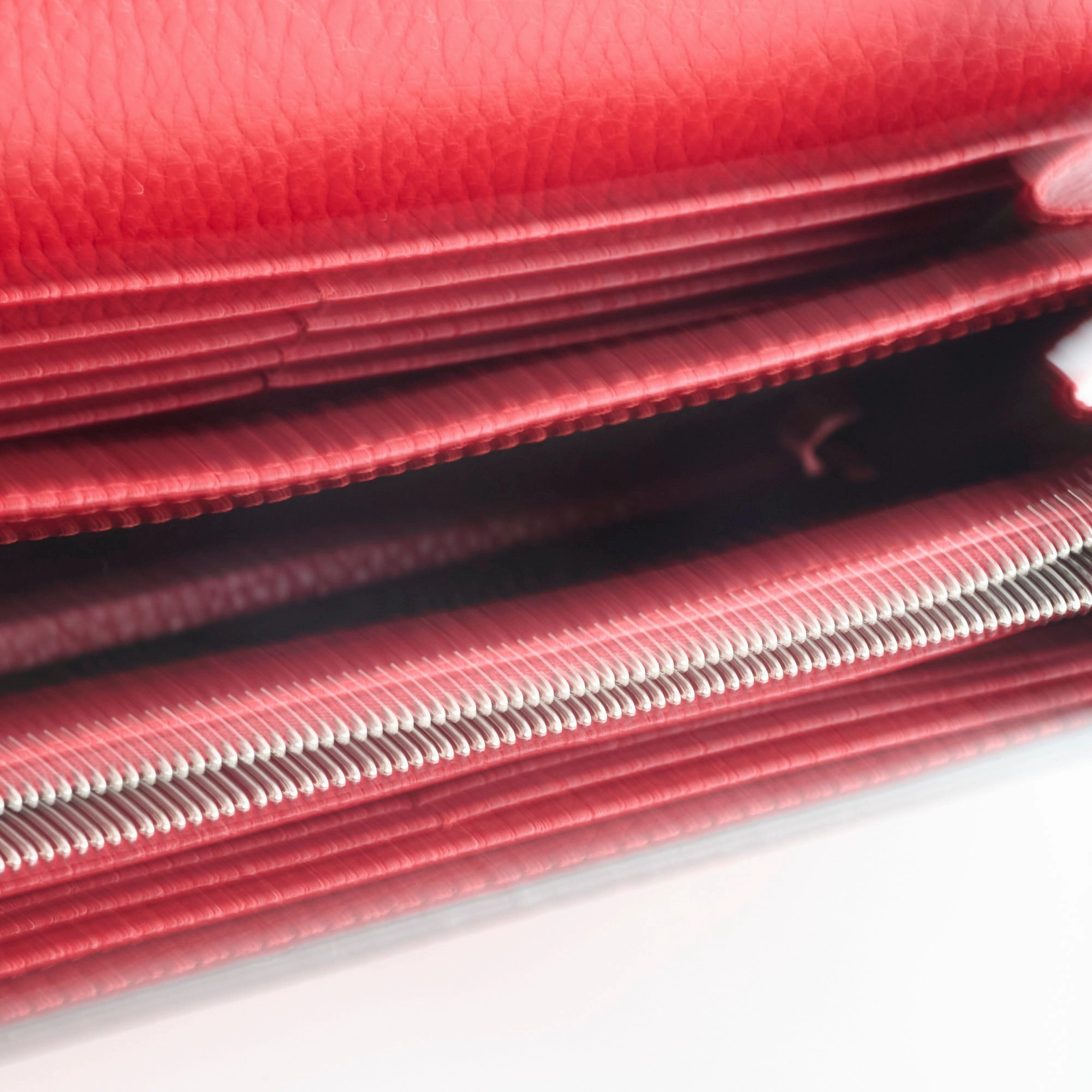 Gucci Dionysus Wallet On Chain Red