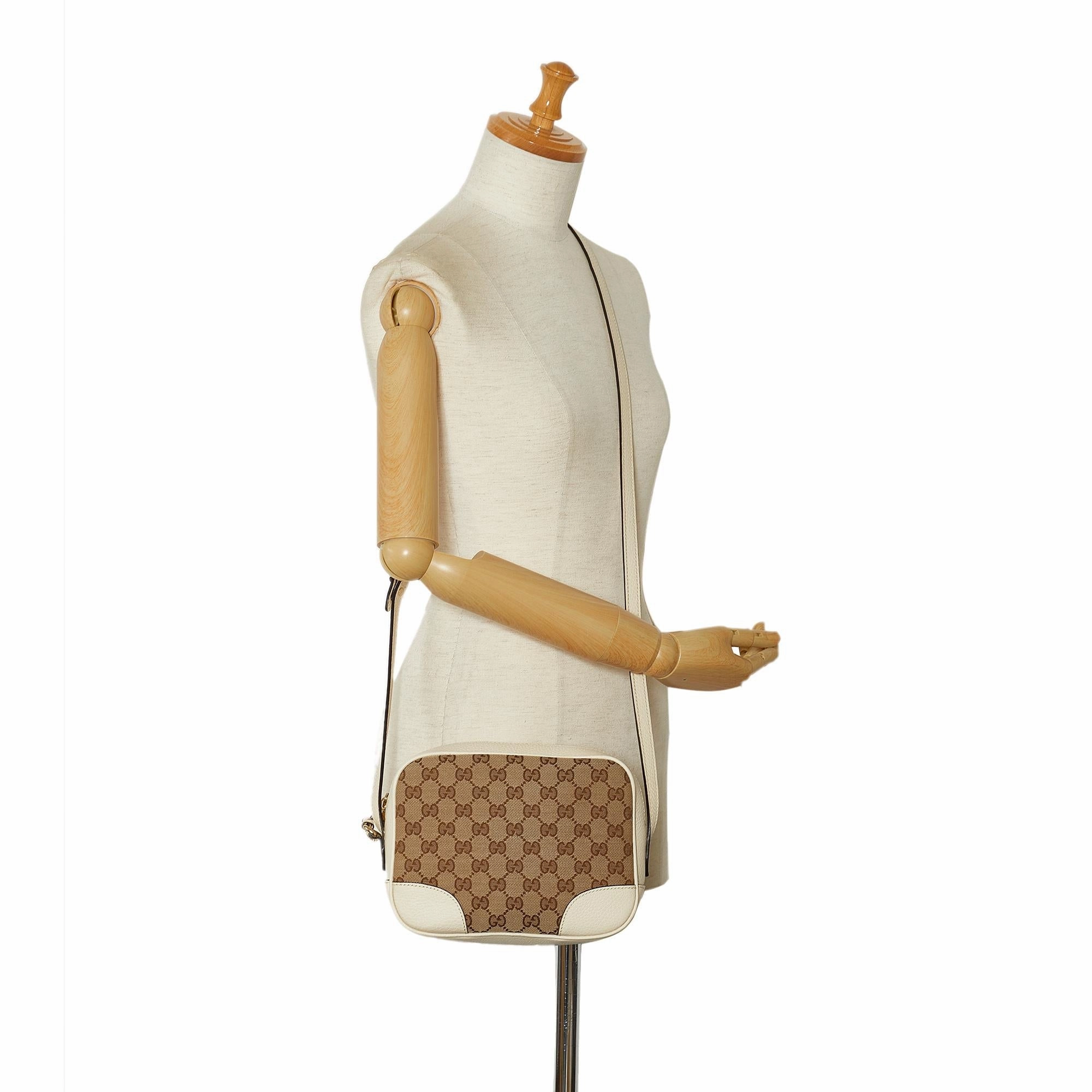Gucci GG Canvas Bree Crossbody Bag (SHG-76hE2P)