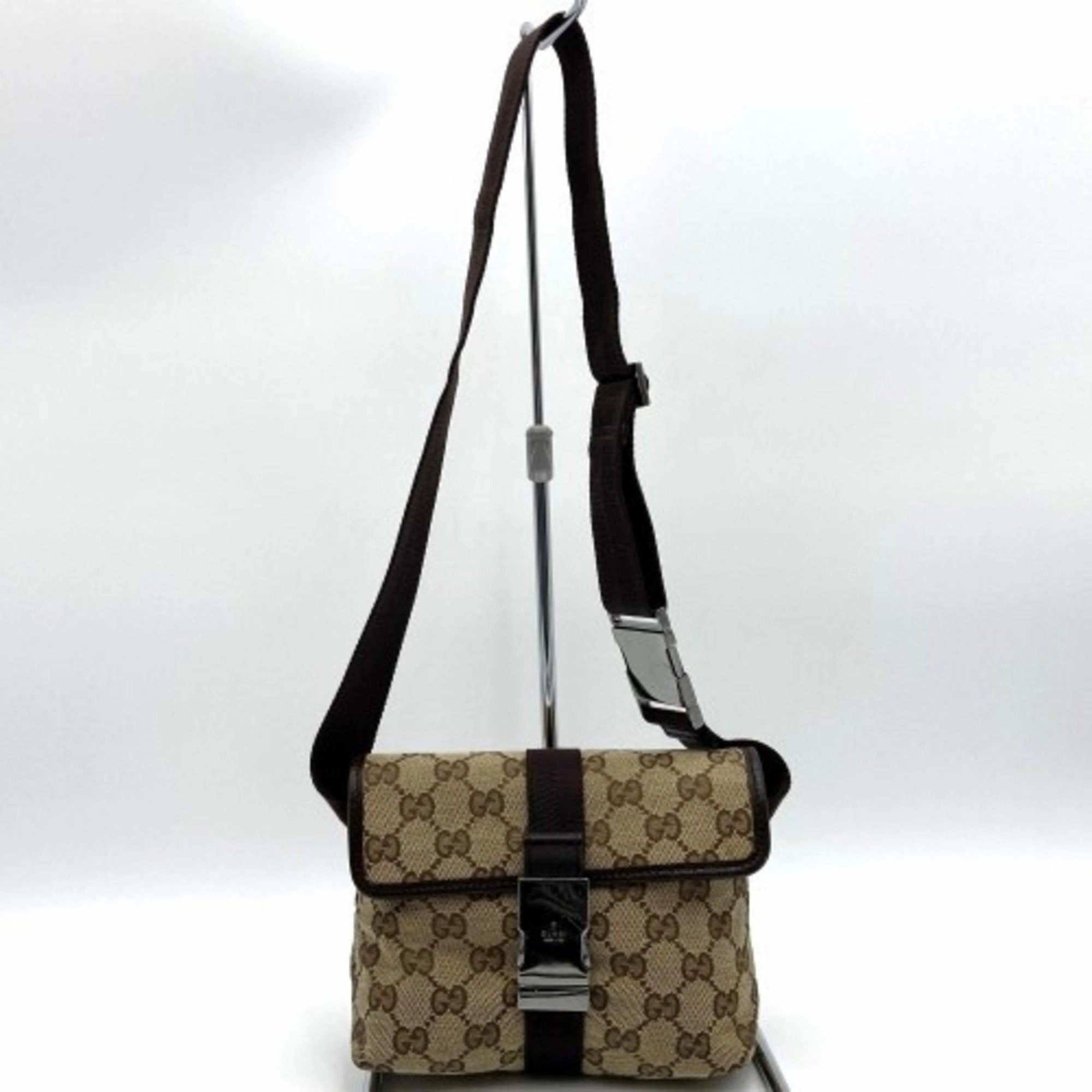 Gucci Gg Canvas  Canvas Shoulder Bag ()
