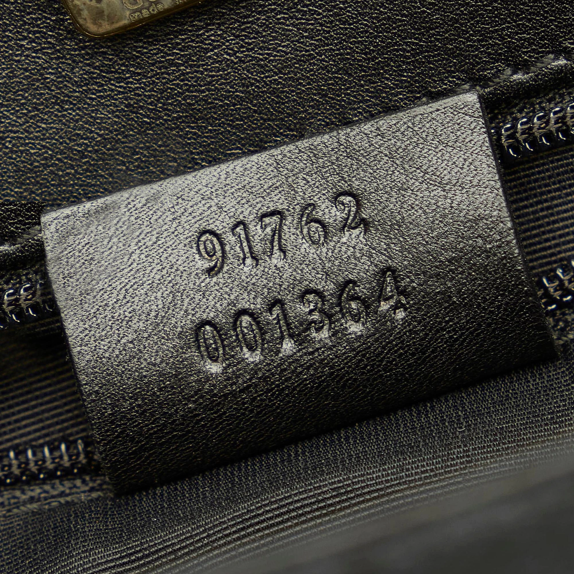 Gucci GG Canvas Crossbody Bag (SHG-32822)